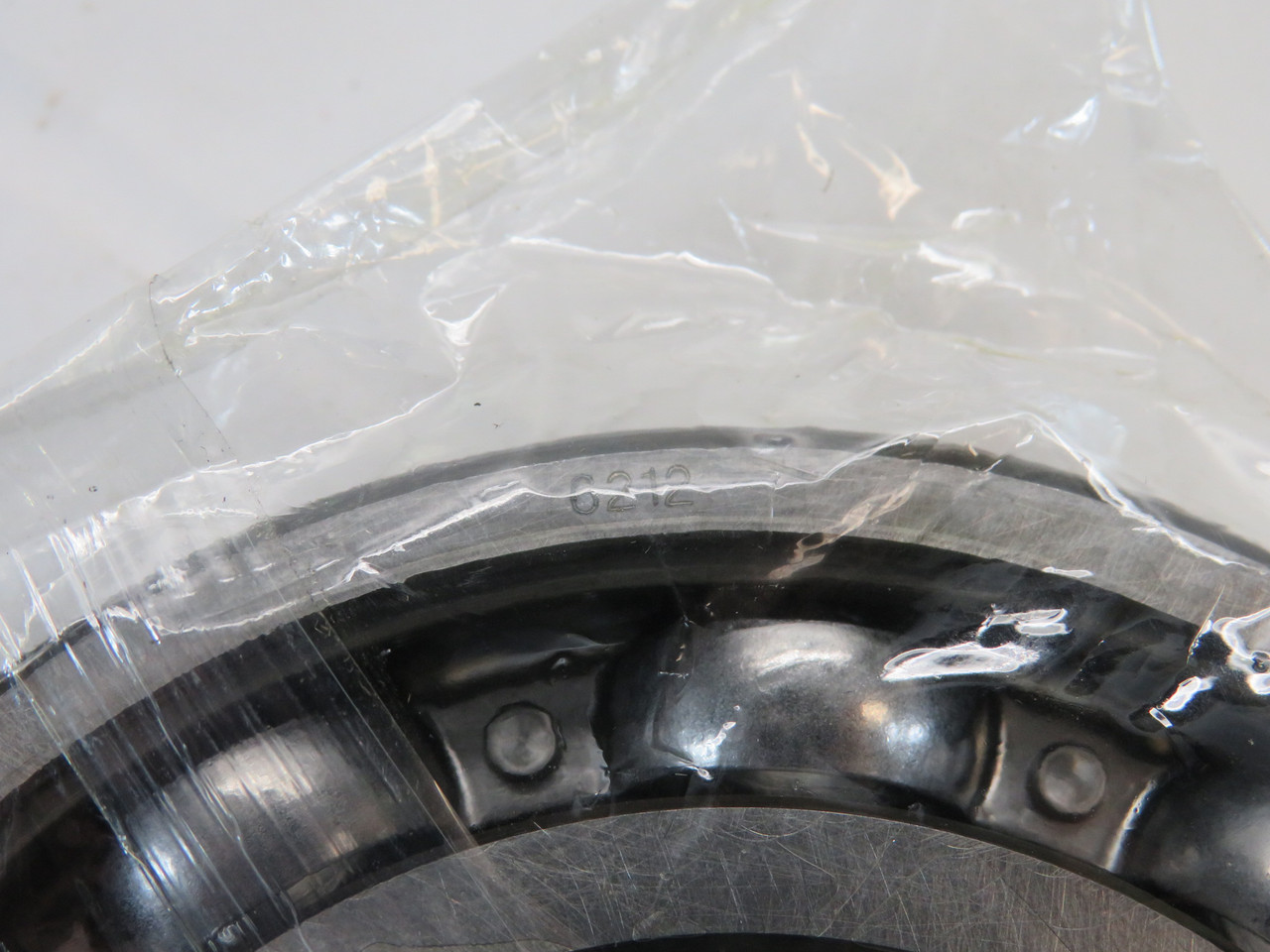 SKF 6212 Deep Groove Ball Bearing 110mm OD 60mm ID 22mm W NEW