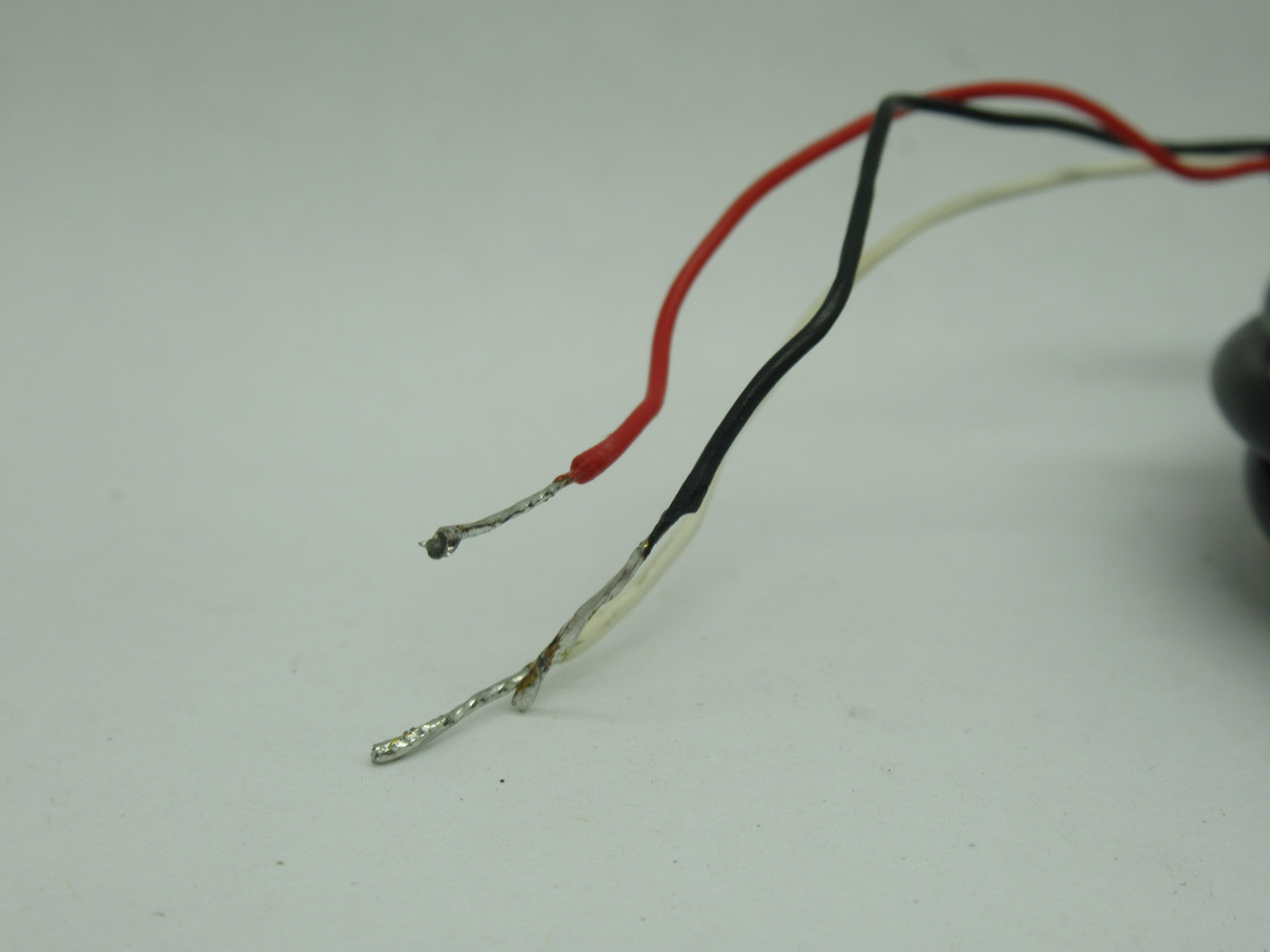 Keyence FS-17 Fibre Amplifier NPN 12-24VDC 35mA USED