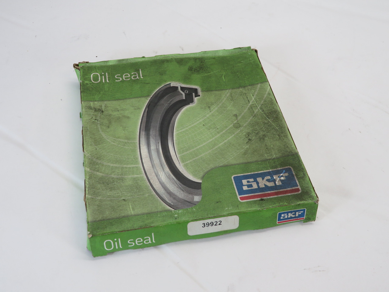 SKF 39922 Oil Seal 4" x 4.999" x 3/8" BOX WEAR NEW