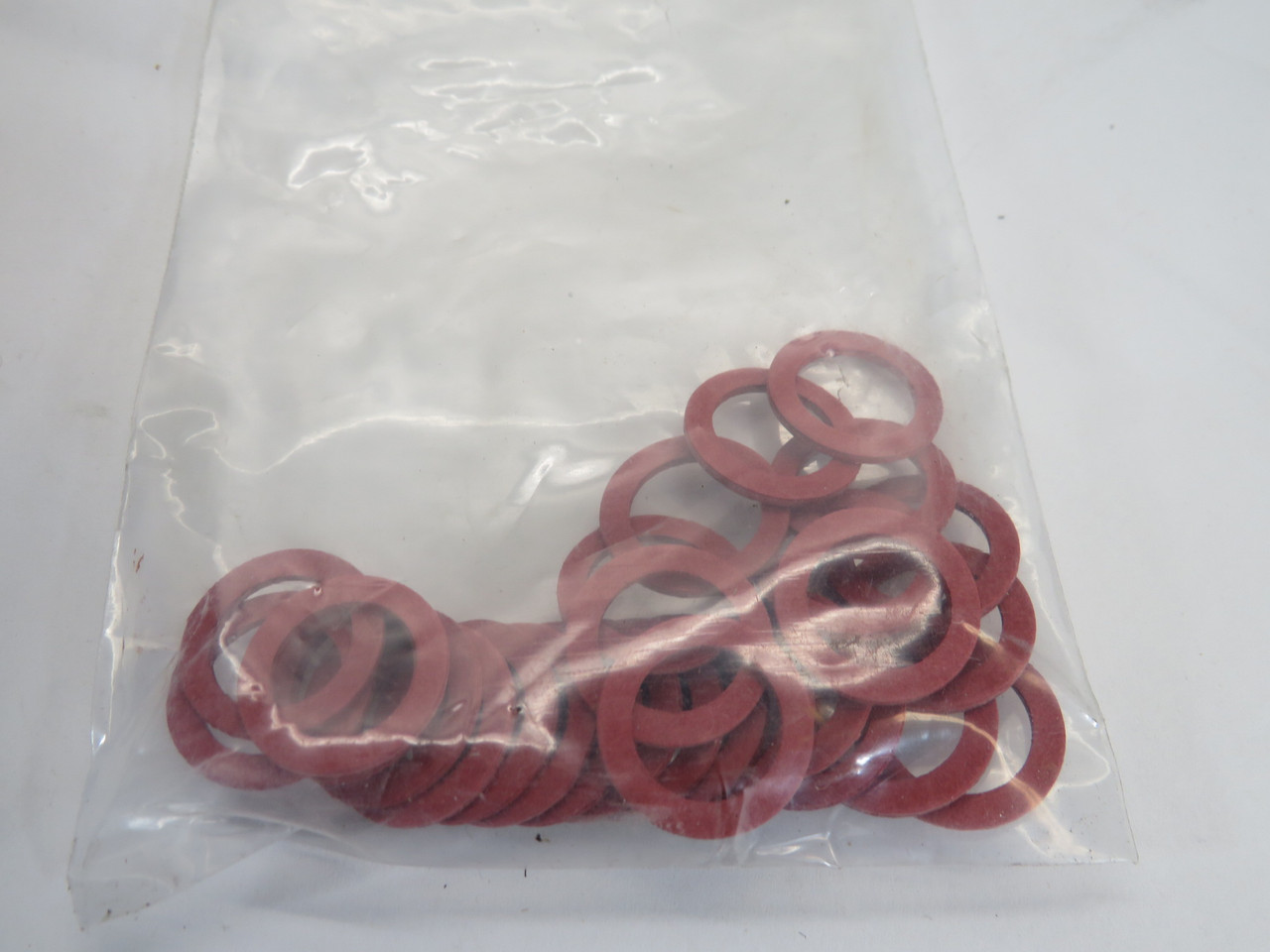 Spaenaur W-51F Fibre Washer 13/16"OD 9/16"ID 1/16"W Lot of 28 NOP