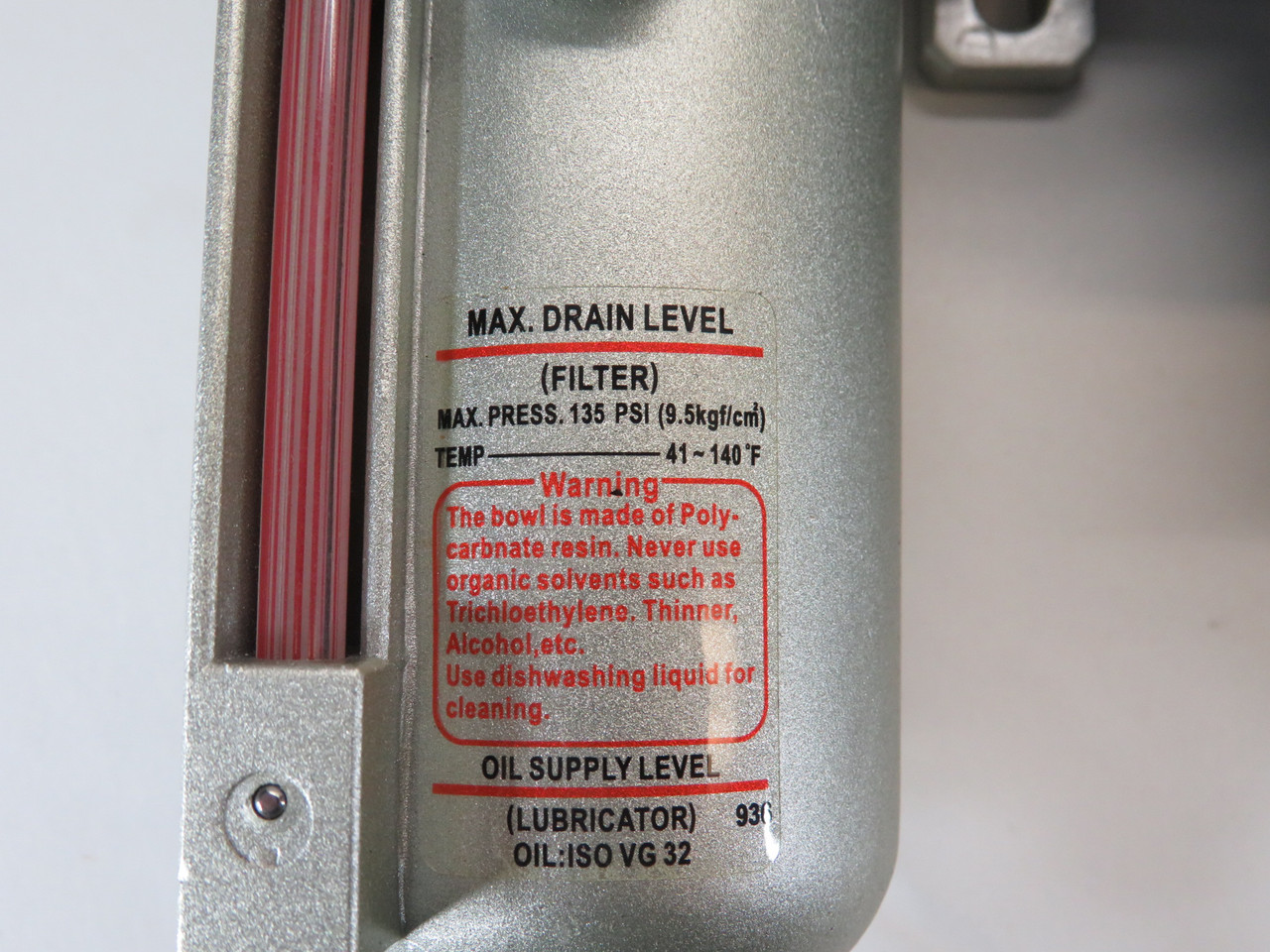 Generic NBC-300-MG Filter Regulator Lubricator 3/8" NPT 9.5 kgf/cm2 135 psi NEW