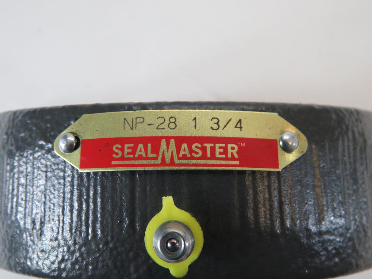 Sealmaster NP-28 Pillow Block Bearing 2-Hole 1-3/4" Bore BROKEN LUBE CAP NEW