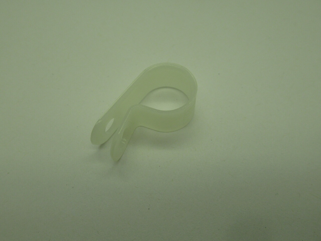Generic White Nylon Loop Clamp 1/2" ID 1-3/16” Long Lot of 21 NOP