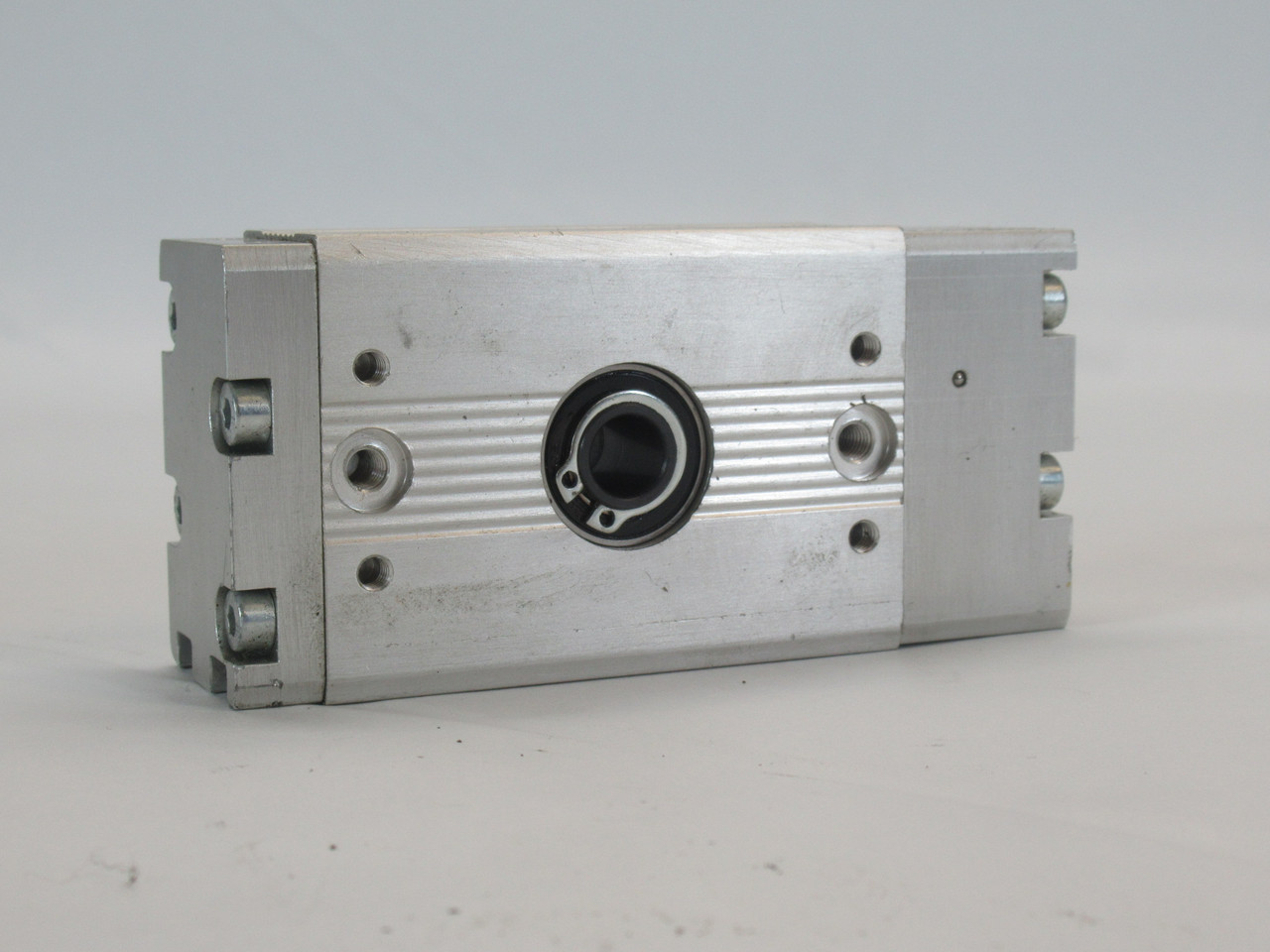 Festo 175801 DRQD-16-90-PPVJ-A-AR-FW Semi Rotary Drive 16mm Piston 1-10bar USED