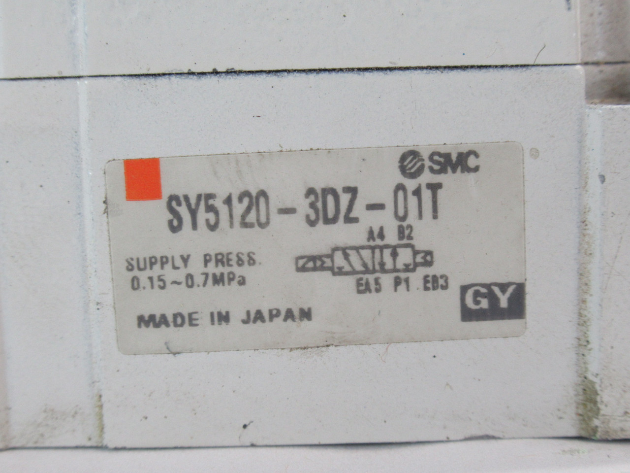 SMC SY5120-3DZ-01T Solenoid Valve 110VAC 50/60Hz 1/8" NPT 0.15-0.7MPa USED