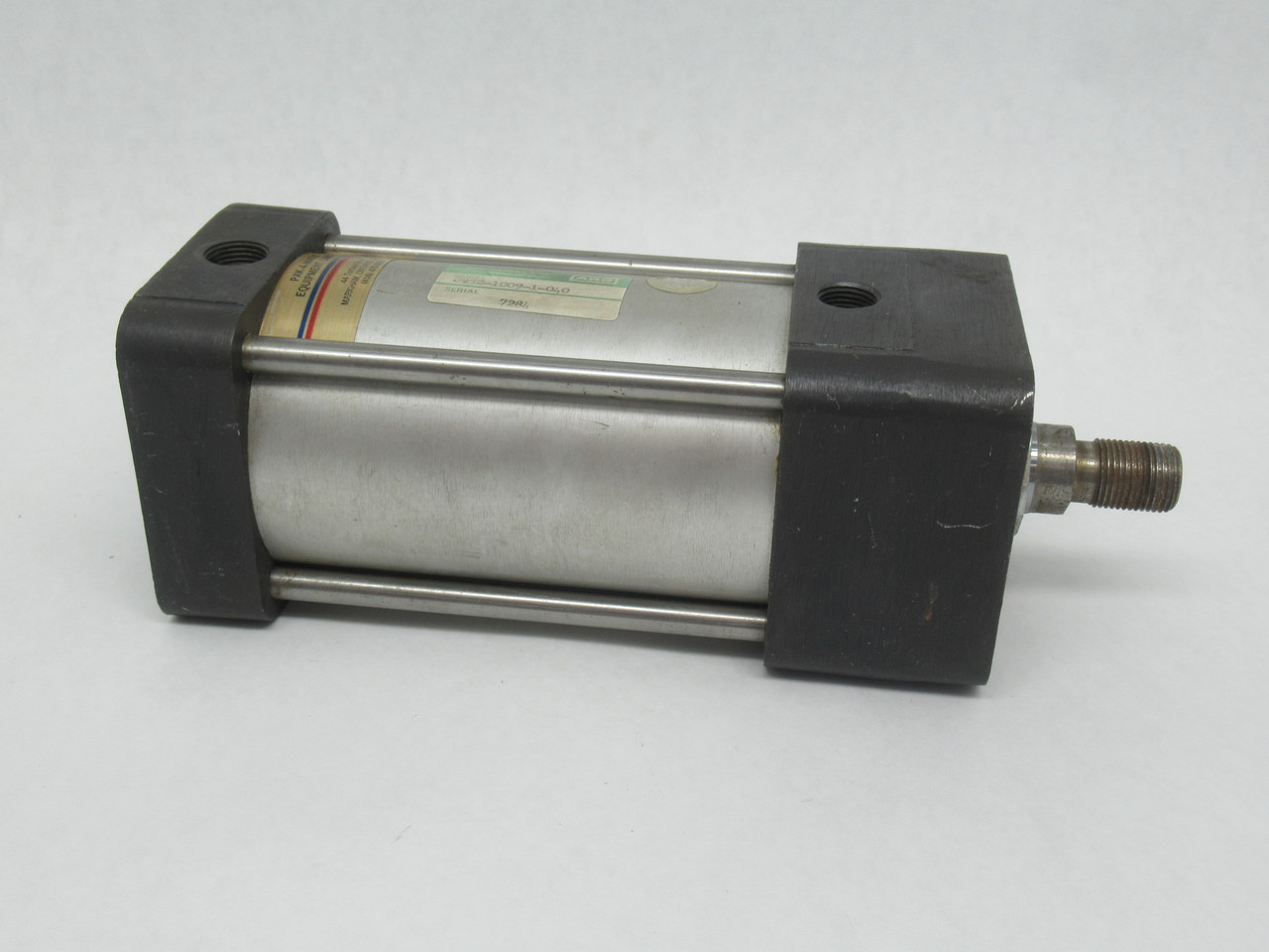 ARO 0932-1009-1-040 Pneumatic Cylinder 4" Stroke USED