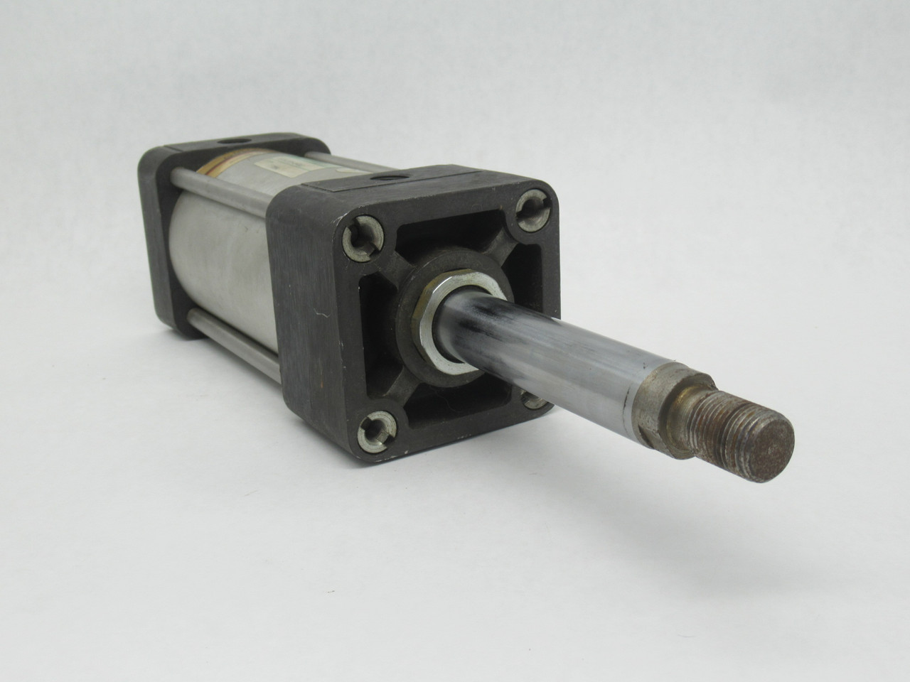ARO 0932-1009-1-040 Pneumatic Cylinder 4" Stroke USED