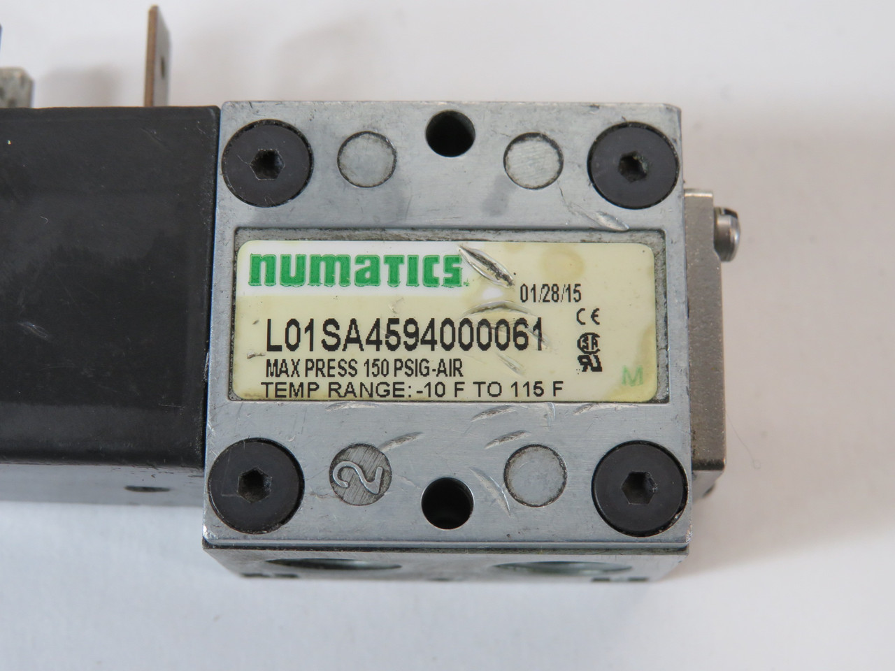 Numatics L01SA4594000061 Solenoid Valve 24VDC 1/8" NPT 150 psi USED