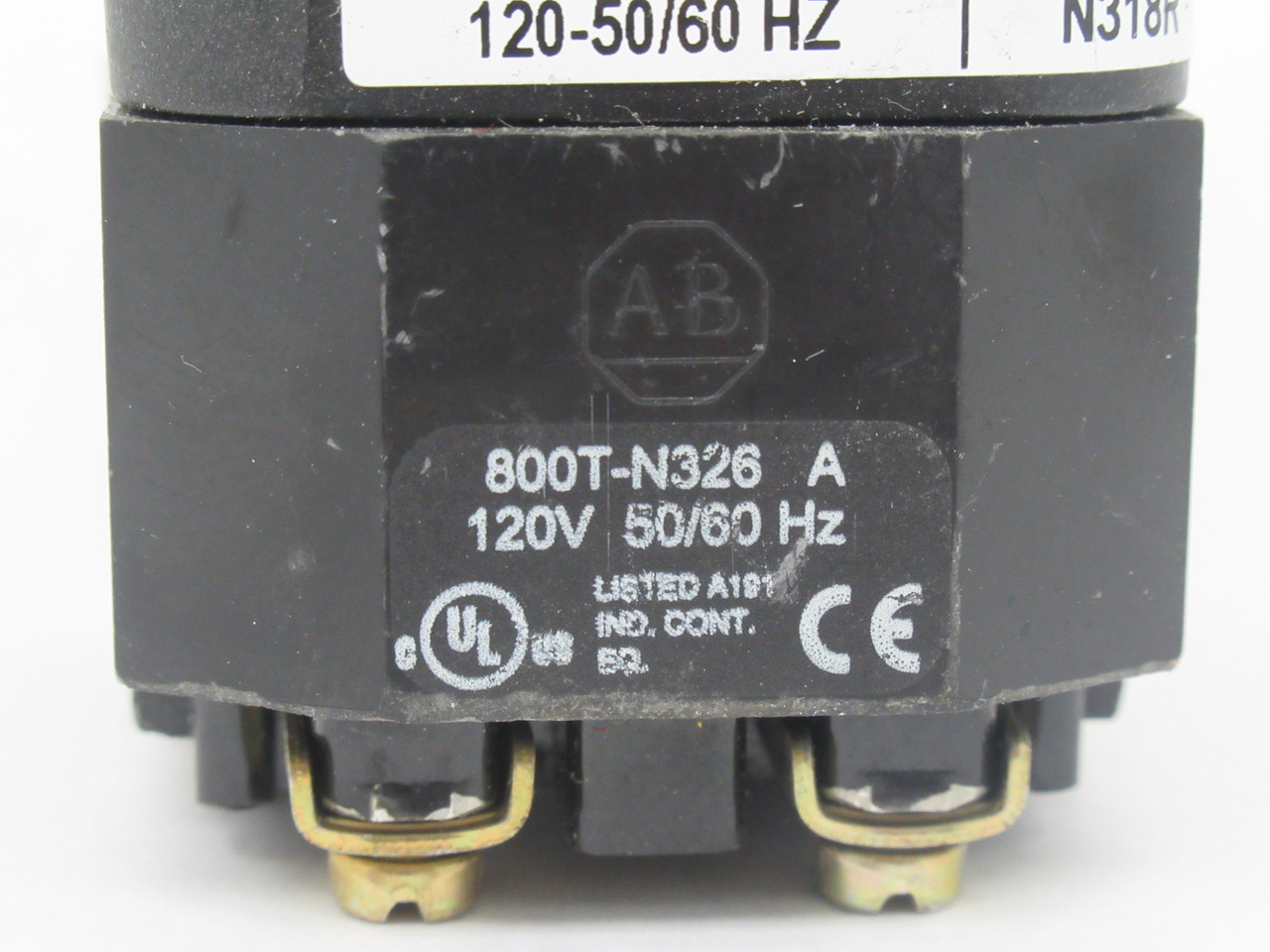 Allen-Bradley 800T-PAH16R Ser. T Momentary Illuminated Push Button RED USED