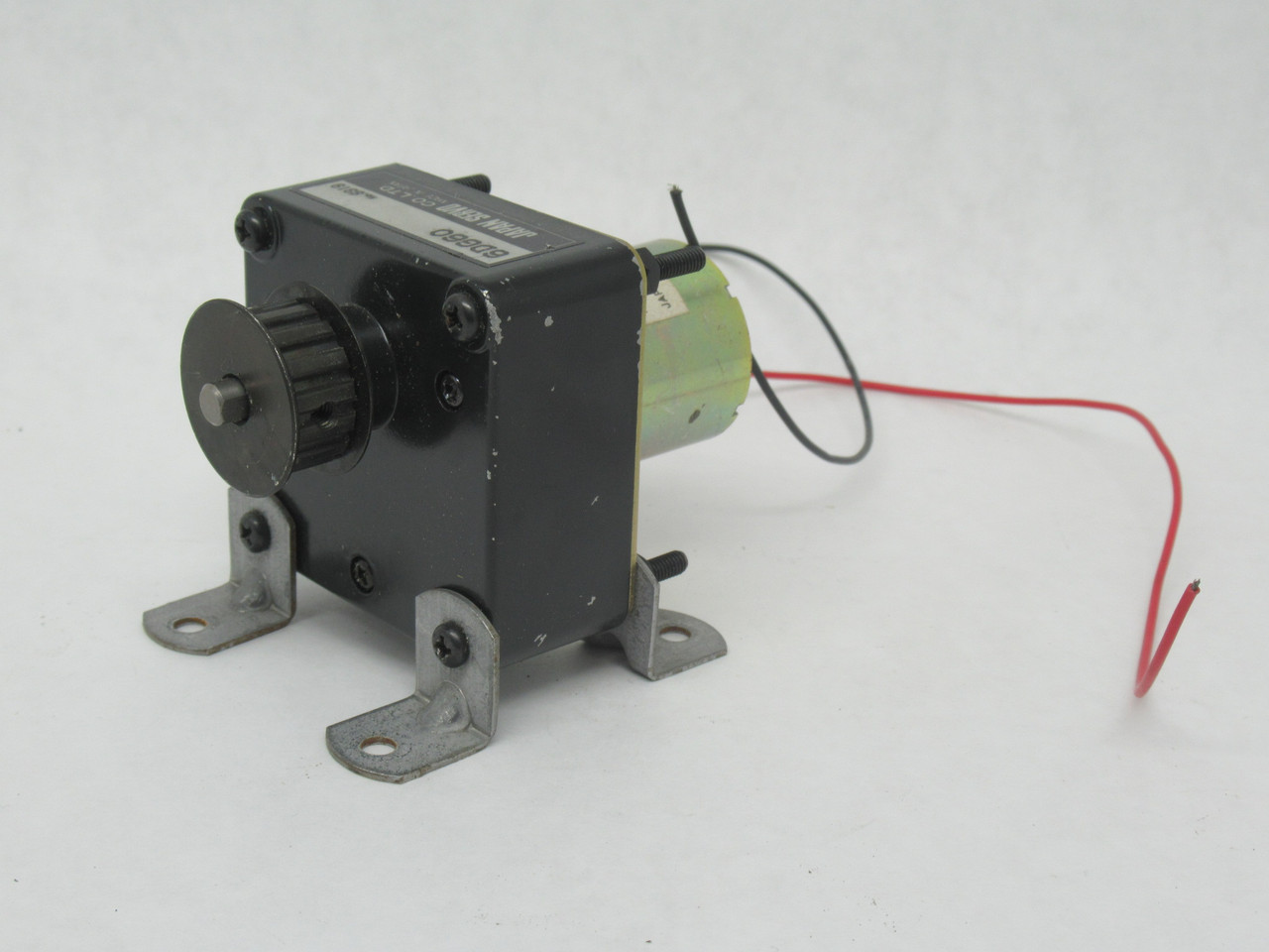Japan Servo DME34B6HPA Servo Motor w/ Gearhead 12VDC 5000RPM USED