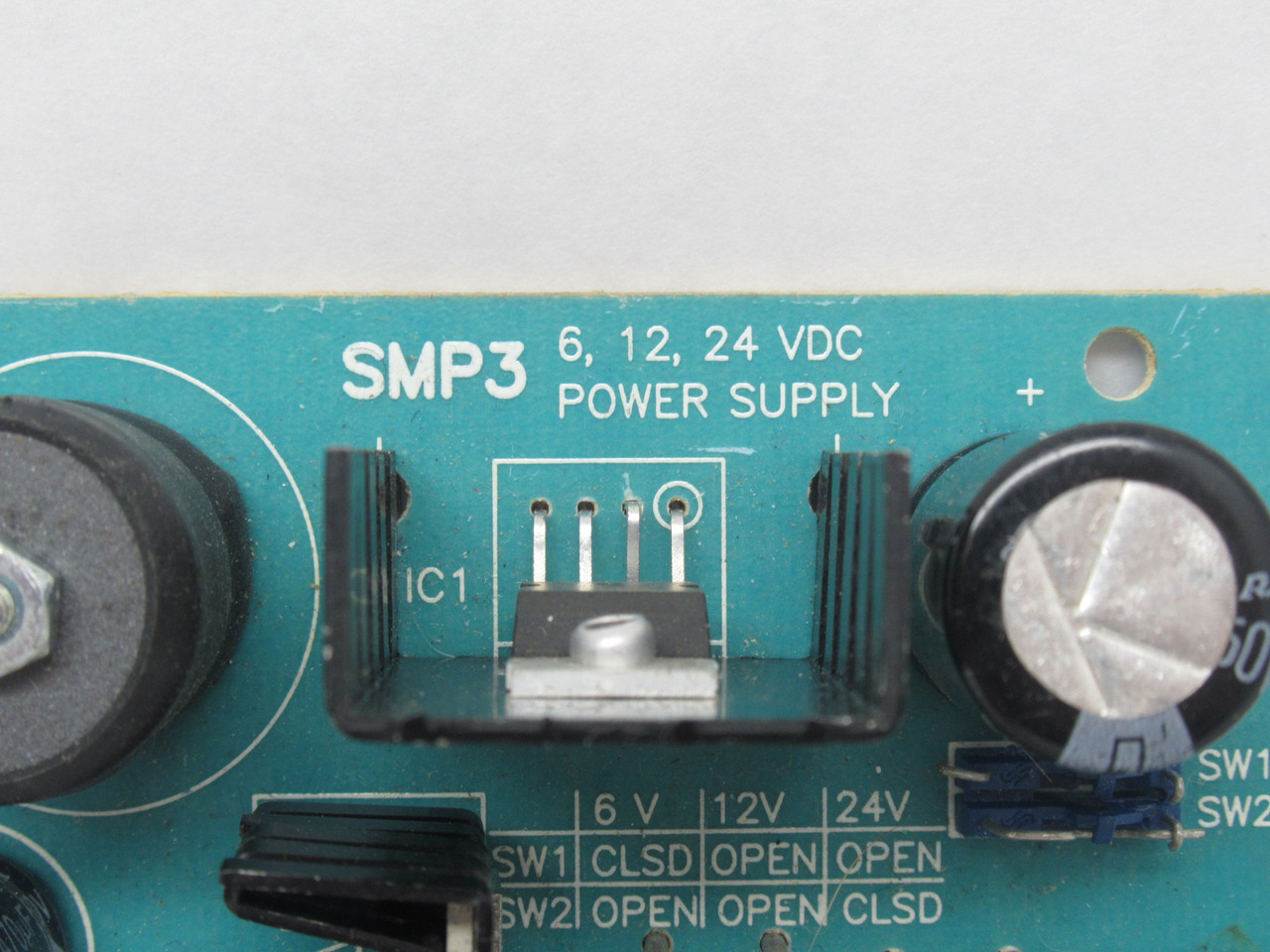 Altronix SMP3 Power Supply Charger 6/12/24VDC 2.5A USED