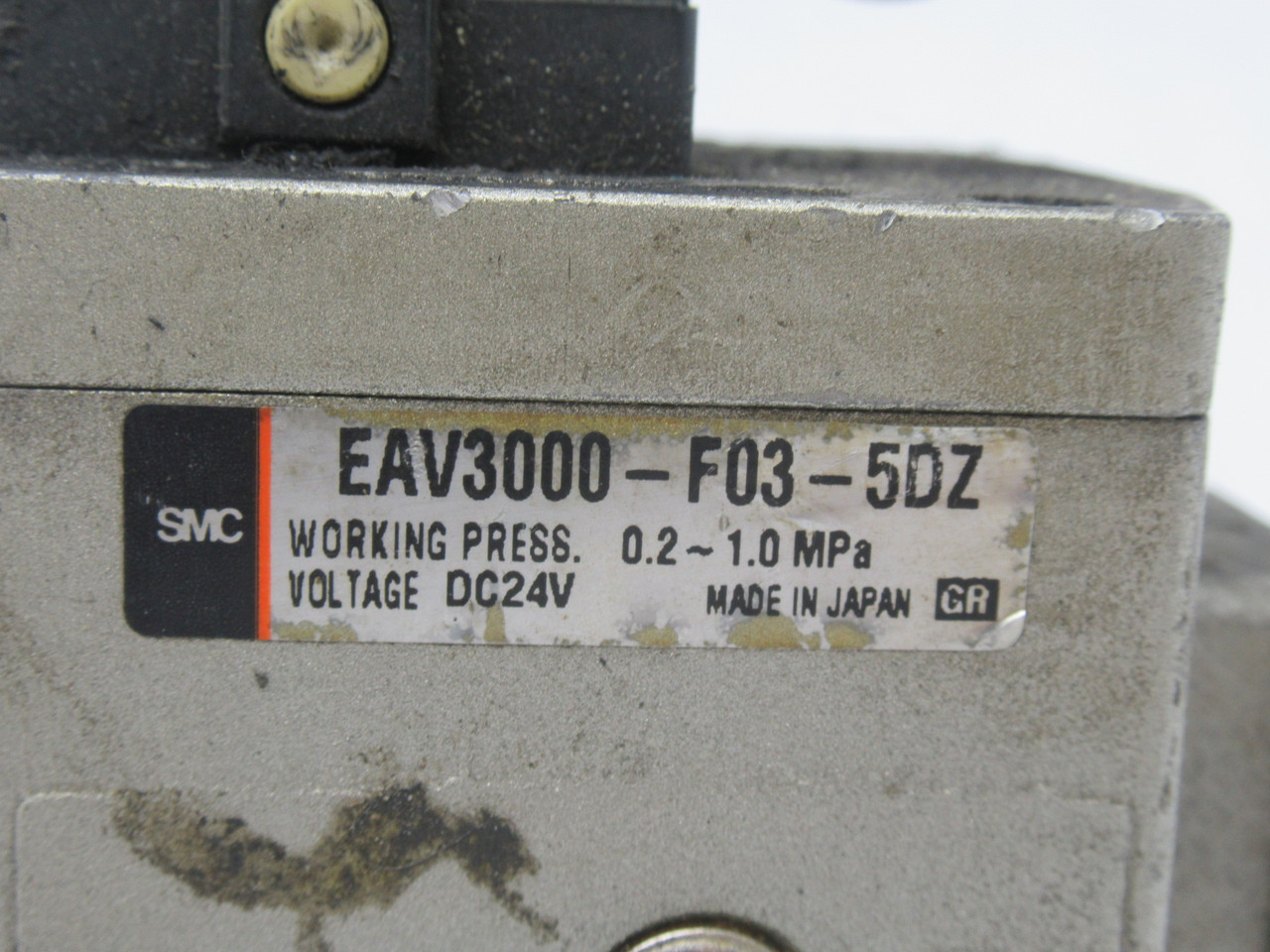 SMC EAV3000-F03-5DZ Soft Start Up Valve 24VDC 3/8" 0.2-1MPa USED