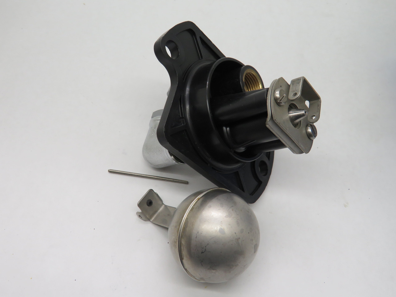 Alfa Laval 545883-80 Ball Cock Float Valve BOX DMG NEW