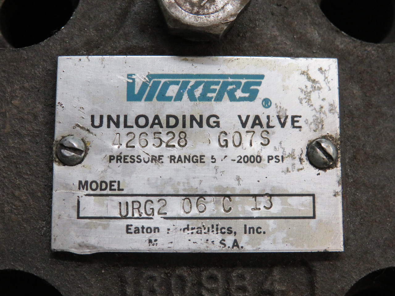 Vickers URG2 06 C 13 Unloading Valve 3/4" NPT 500-2000 psi USED