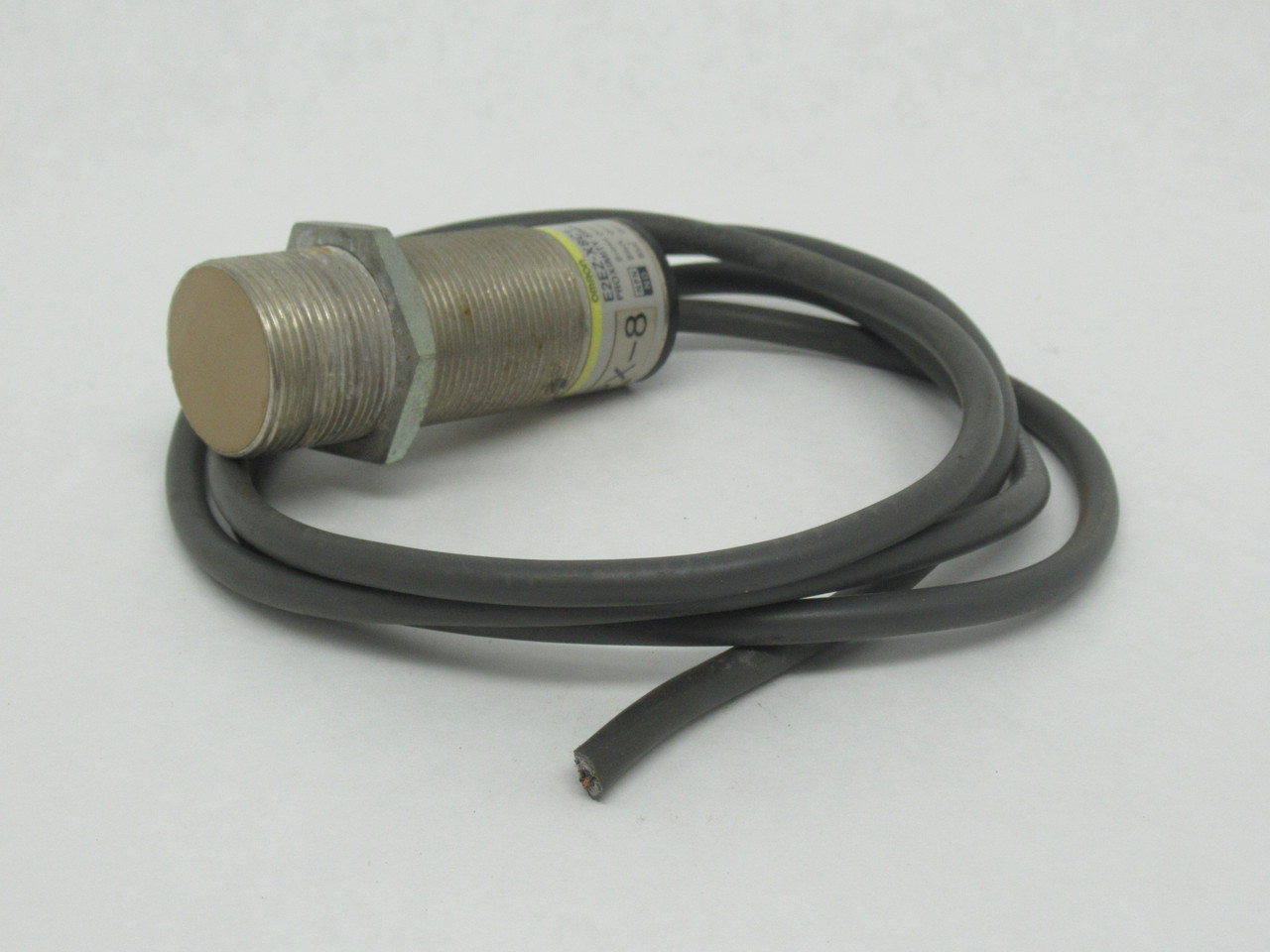 Omron E2EZ-X8C1 Inductive Proximity Sensor 8mm Range NPN NO 12-24VDC USED