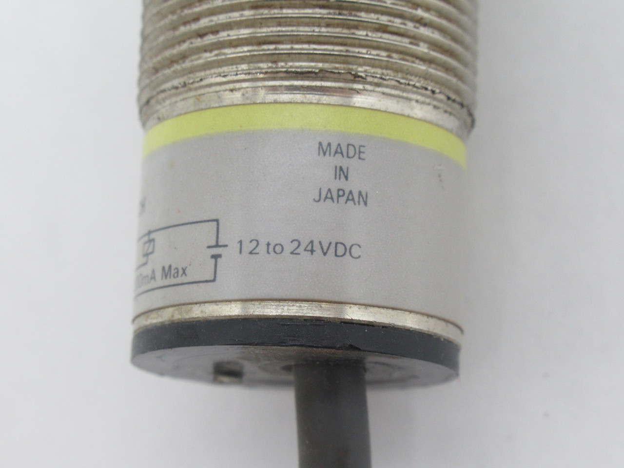 Omron E2EZ-X8C1 Inductive Proximity Sensor 8mm Range NPN NO 12-24VDC USED