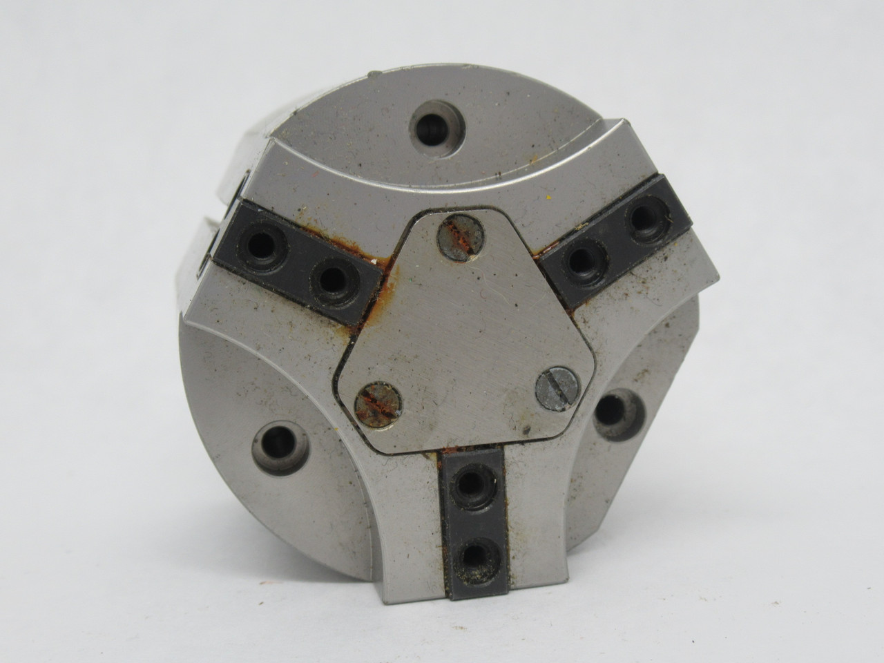 Festo 540864 HGDT-35-A-G2 Three Point Gripper Size 35 4mm Stroke per Grip USED