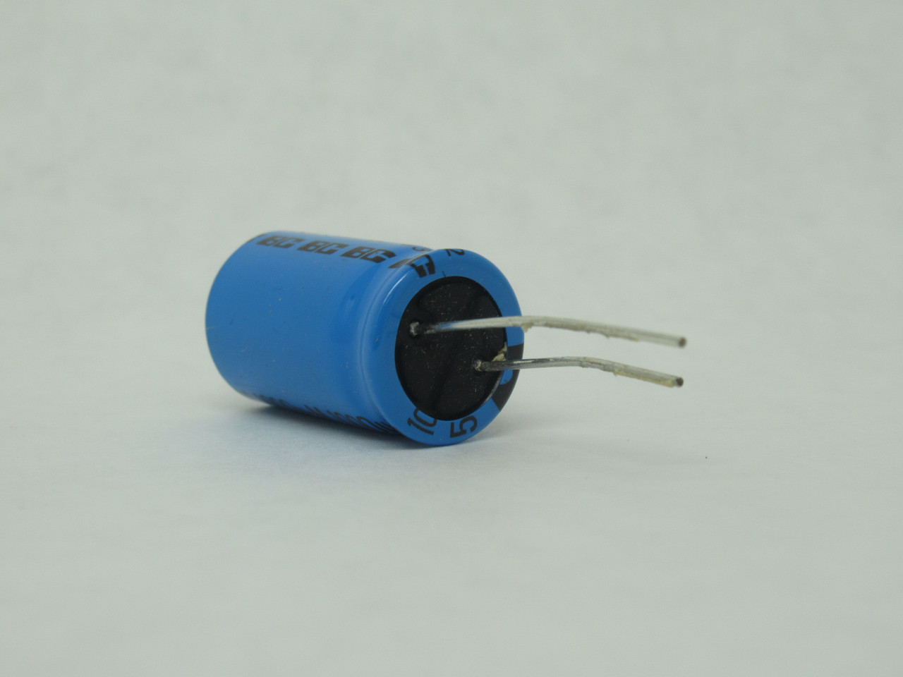 BC 037-02 Electrolytic Capacitor 1000uF 50V Lot of 19 NOP