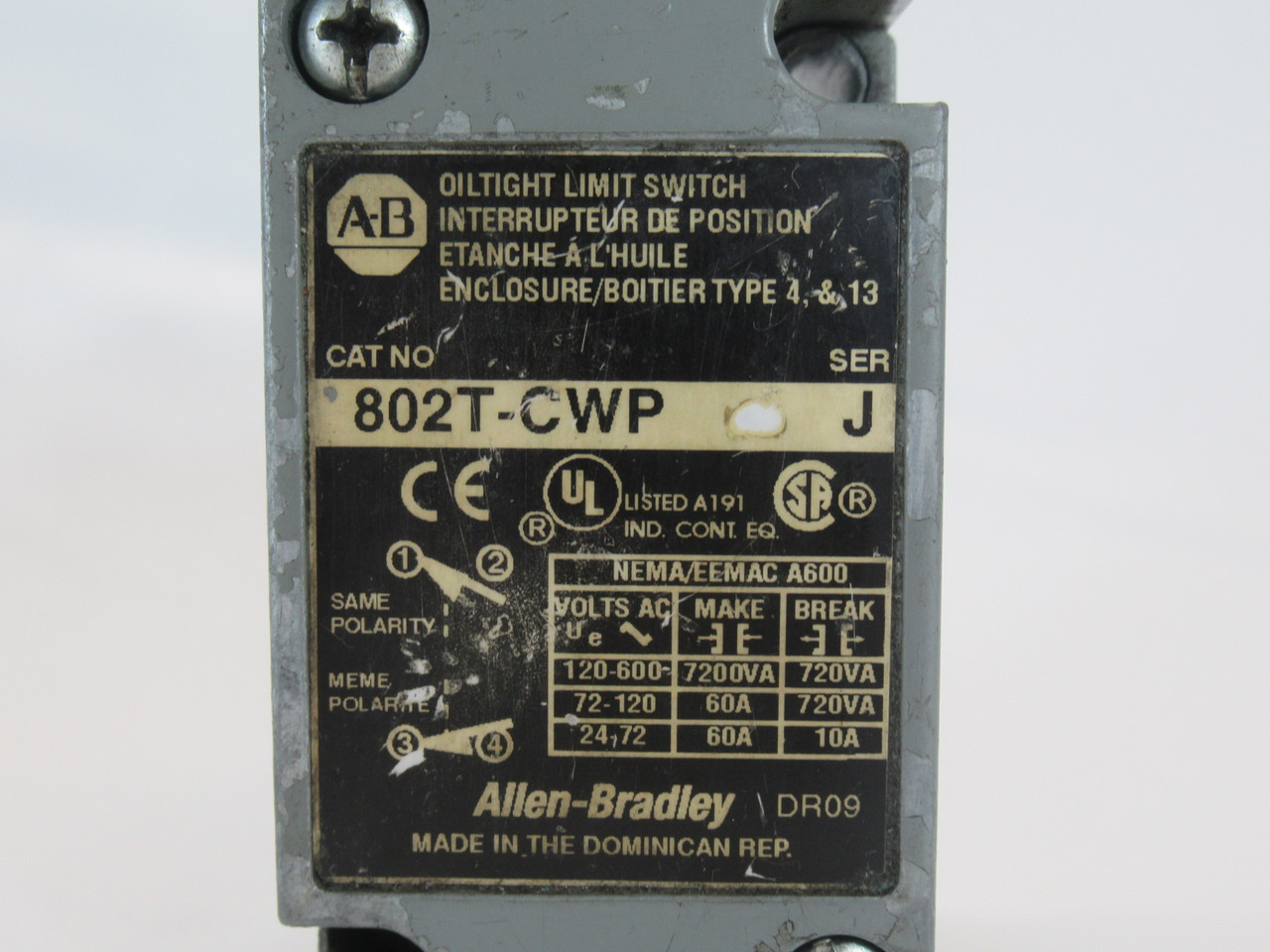 Allen-Bradley 802T-CWP Series J Oiltight Limit Switch Body 120-600V NO HEAD USED