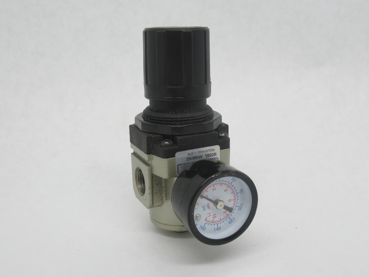 Mettle Air AR3000-N03 Air Regulator w/ Pressure Gauge 3/8" NPT 7-125 psi USED