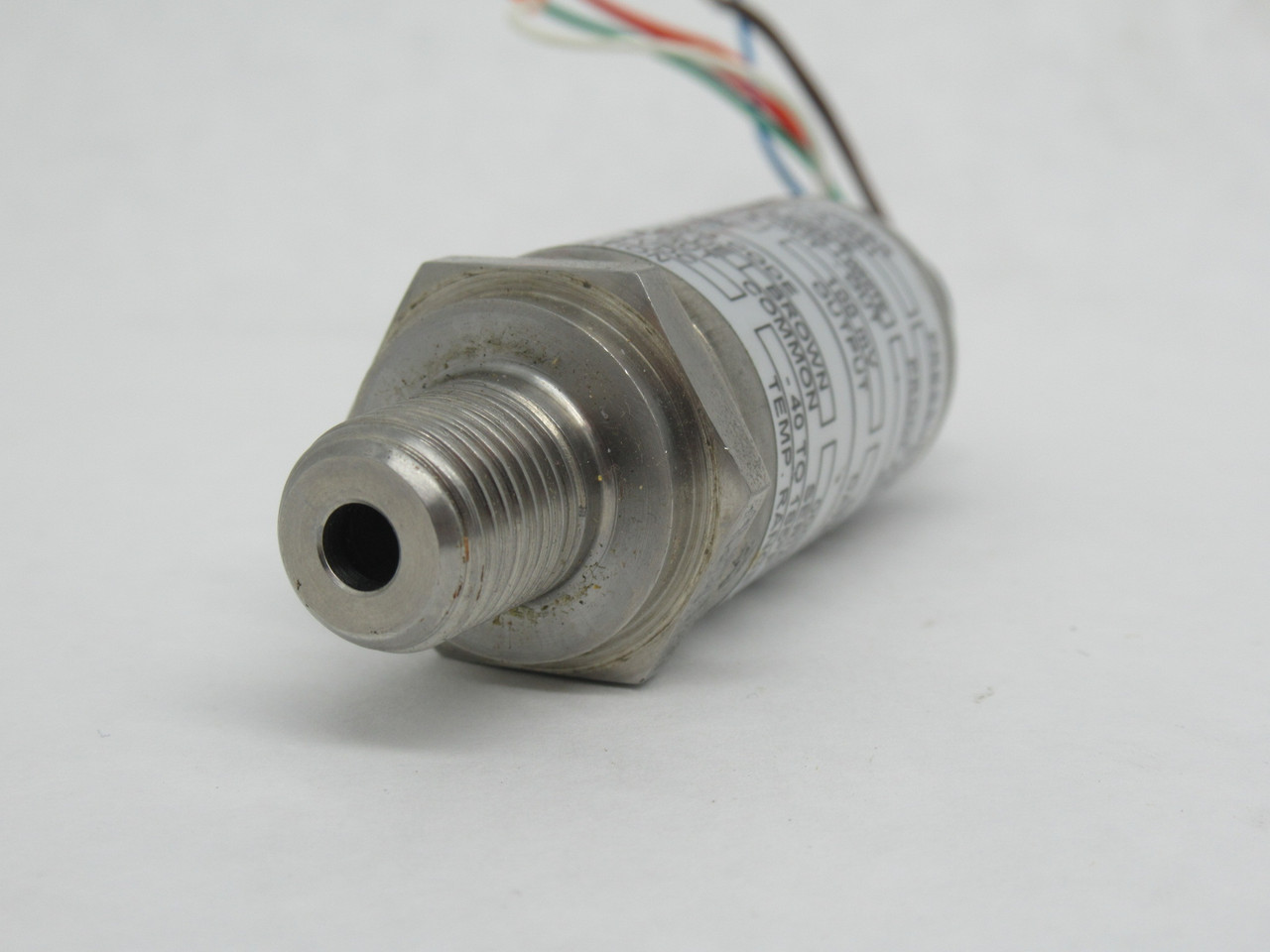 Barksdale 422H2-21-A-Q31 Pressure Transducer 100mV Output 0-30 psia Range USED