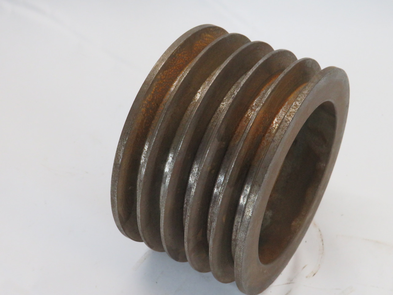 Generic 55V6.3-SK Pulley 2.625" Max Bore SK Bushing 5 Groove Belt RUST USED