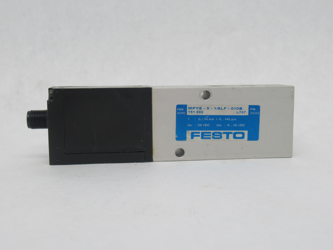 Festo 151692 MPYE-5-1/8LF-010B Proportional Directional Control Valve 24VDC USED