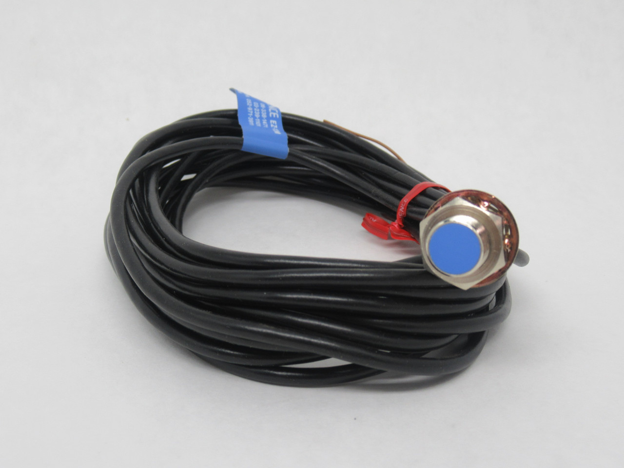 Keyence EZ-12M Proximity Switch 12-24VDC 2.5mm Range 13mA 2m Cable NOP