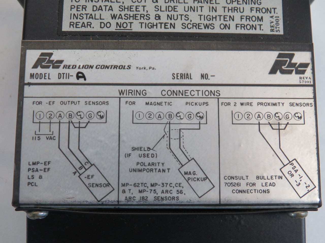 Red Lion 101 4-Digit DitakII Digital Tachometer Model DT11-A USED