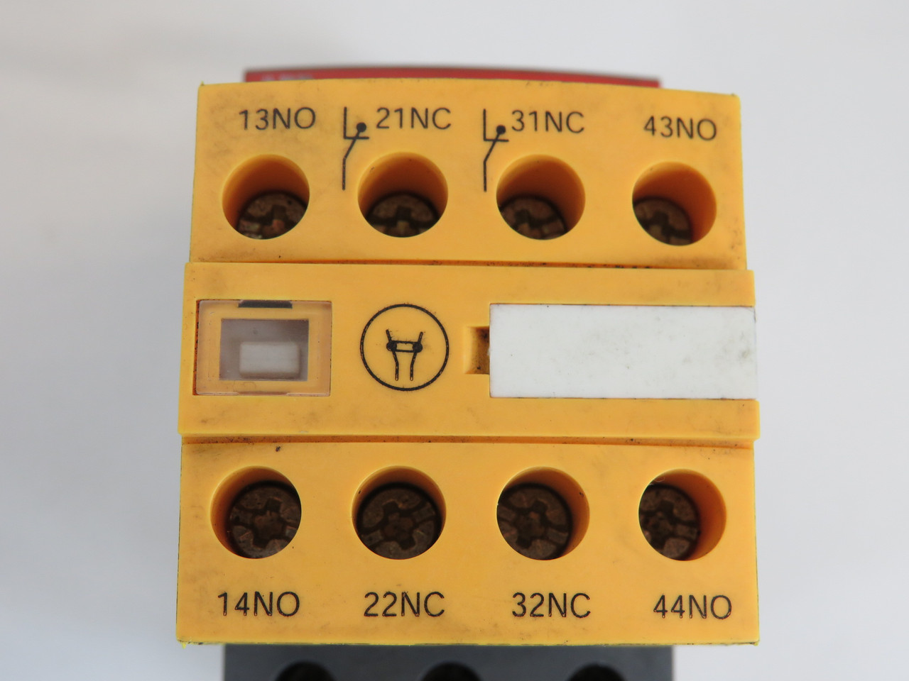 ABB AFS38-30-22-11 Contactor 24-60V 50/60Hz 20-60VDC 3P 2NO 2NC 50A USED