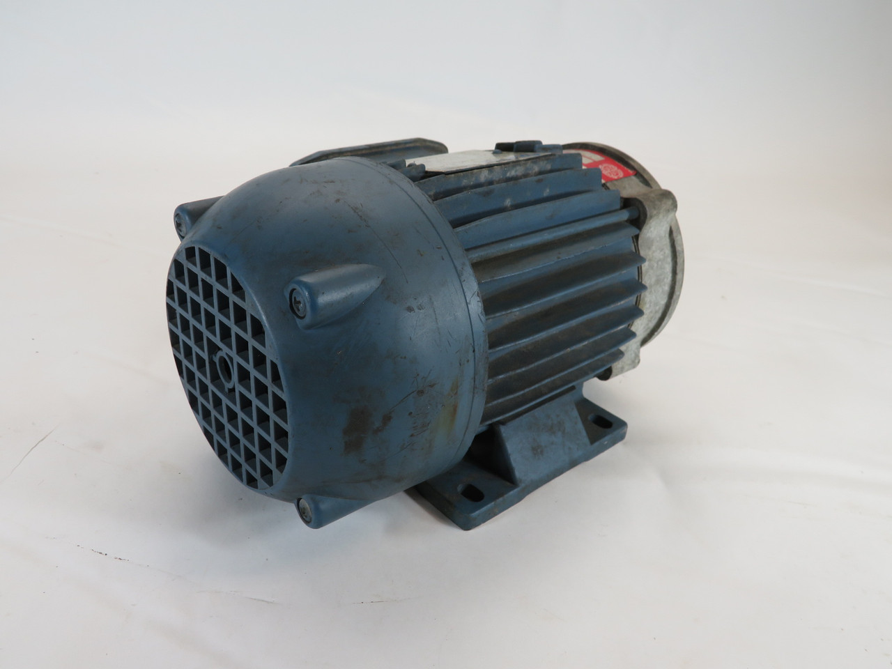 Lafert 0.25HP 1600RPM 208/230/440/460V TEFC 3Ph 1.1/0.65A 60Hz SHELF WEAR USED