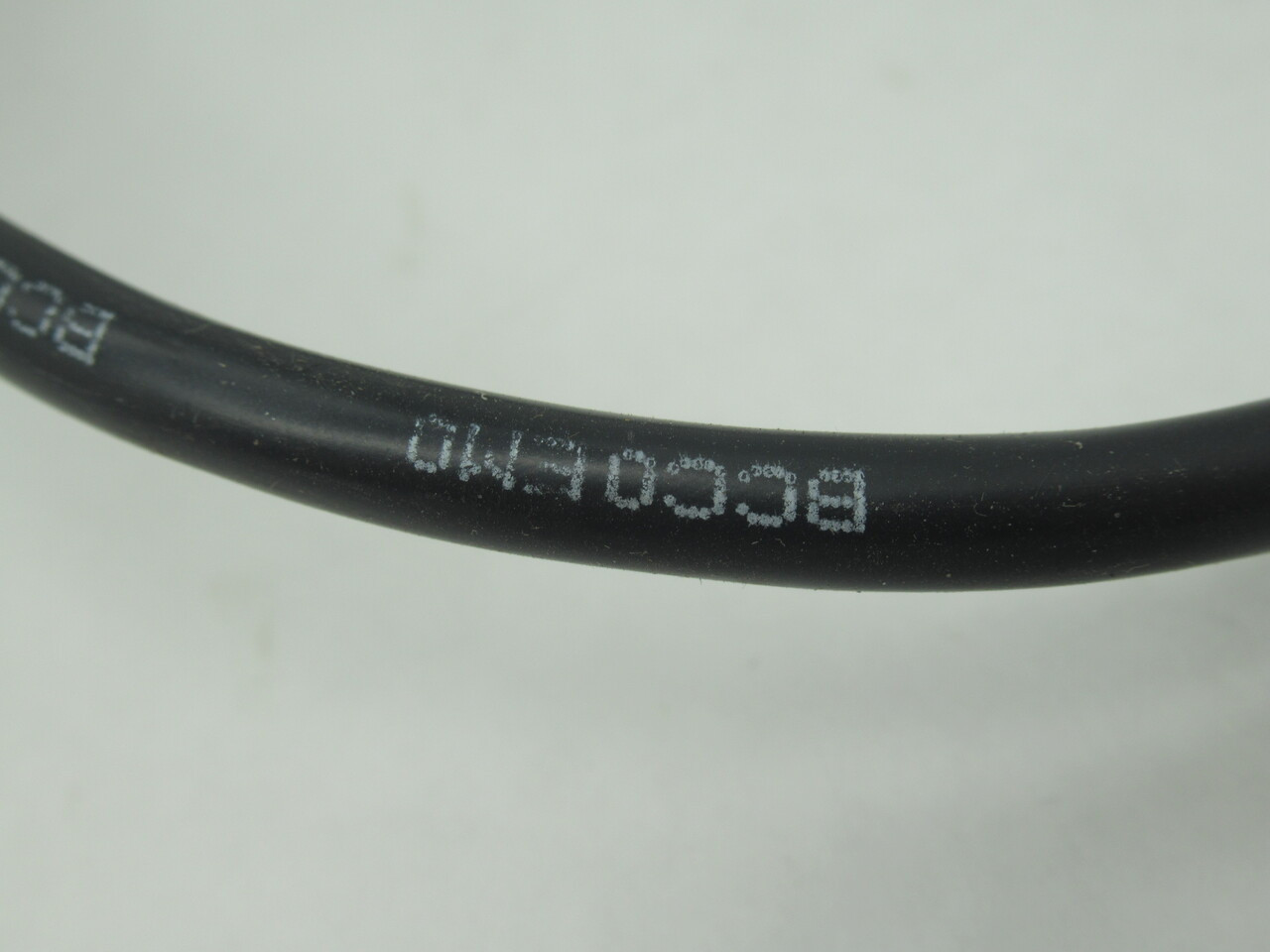 Balluff BCC0EM0 Welding Cable M12 Female to Male 250V 4A 1.5m Cable USED