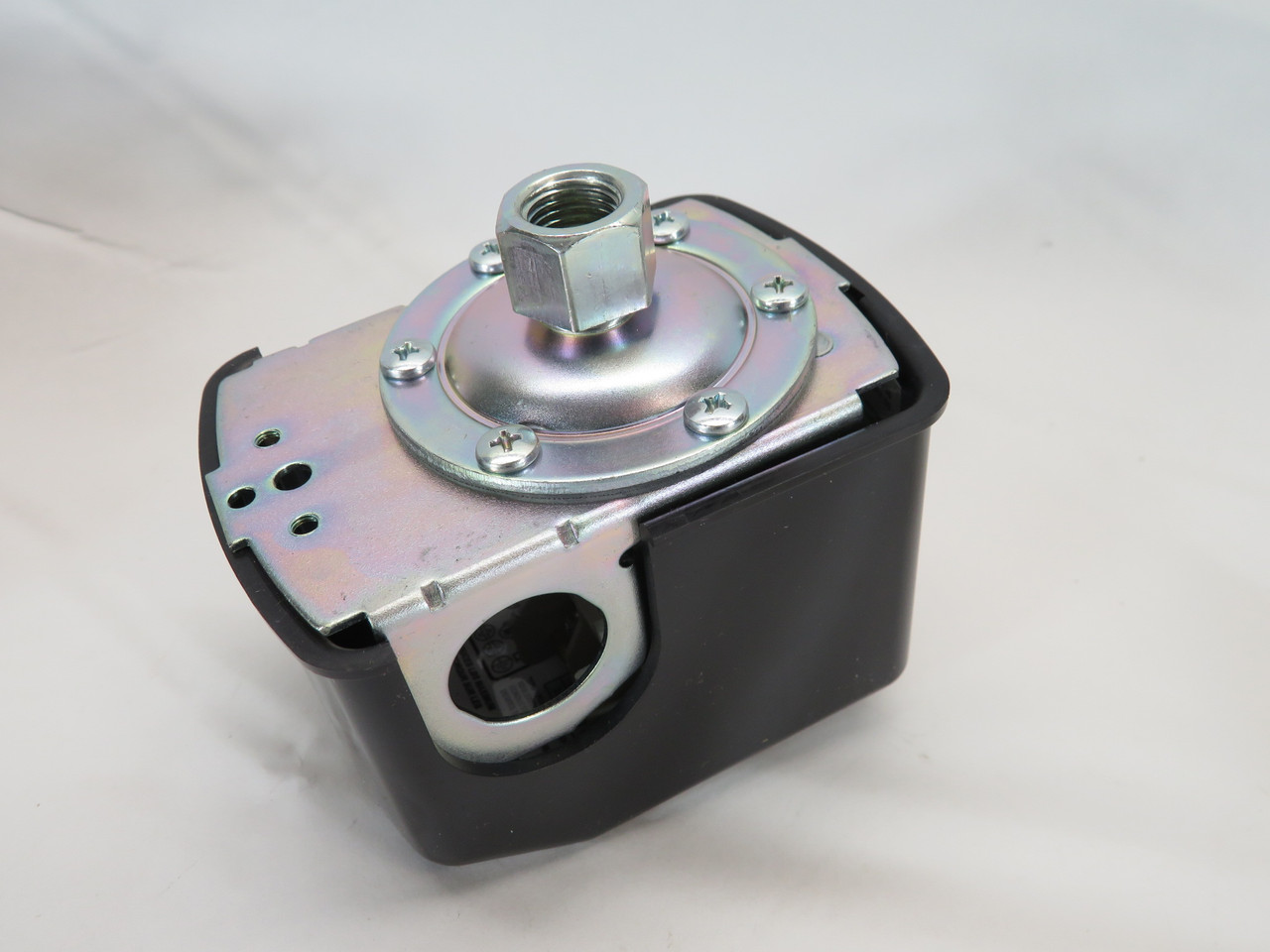 Everbilt 1001053133 Pressure Switch 30-50 psi 115V 1.5HP 20A 230V 2HP 12A NEW