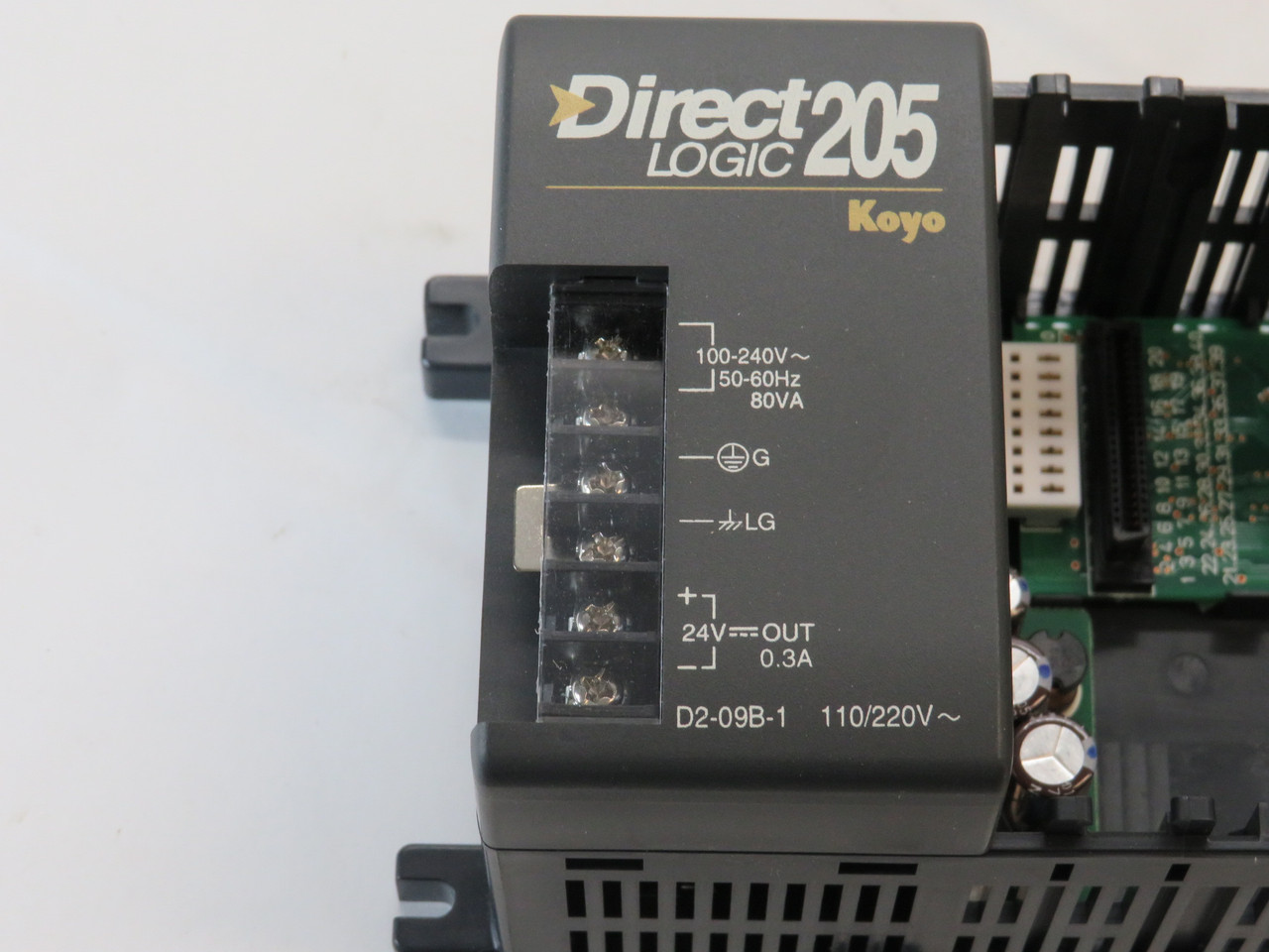 Automation Direct D2-09B-1 9 Slot Chassis Output: 24VDC 0.3A NEW