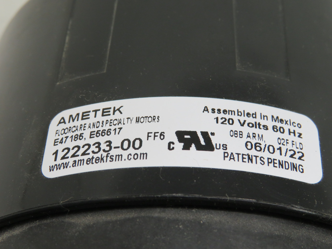 Ametek 122233-00 2-Stage Vacuum Motor 6.6" dia. 120V 60Hz 2" OD Port USED