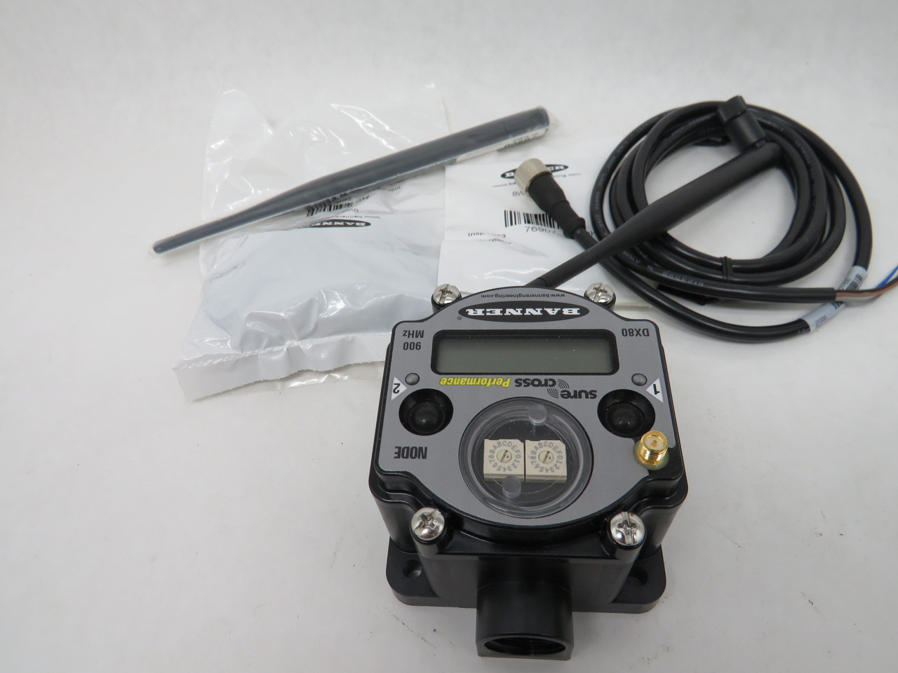 Banner DX80N9X2S-P3 17446 FlexPower External Antenna for Sensor Kit NEW