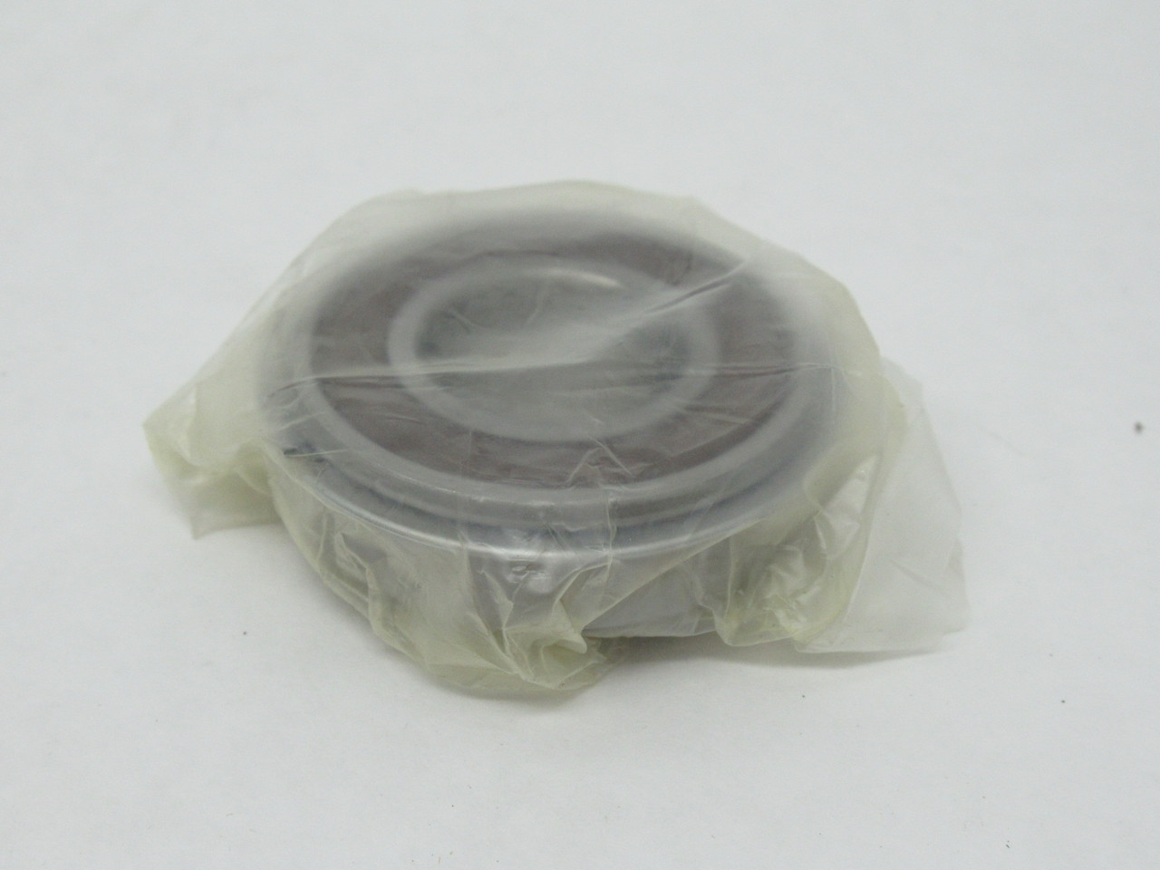 NSK 6004DDUNR Single Row Deep Groove Ball Bearing 42mm OD 20mm ID 12mm W NEW