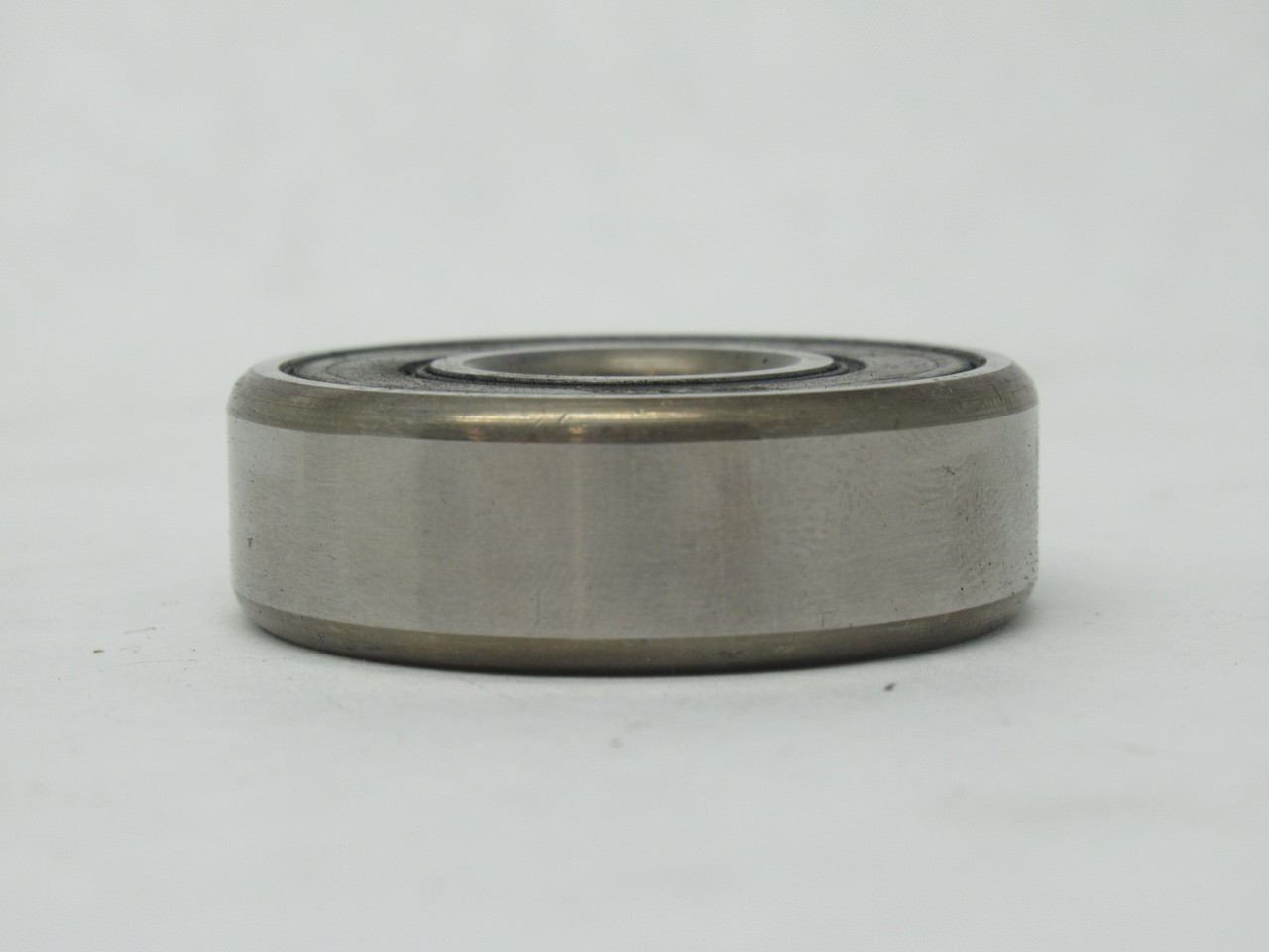 SKF 6302-2RSH Deep Groove Ball Bearing 42mm OD 15mm ID 13mm W NEW