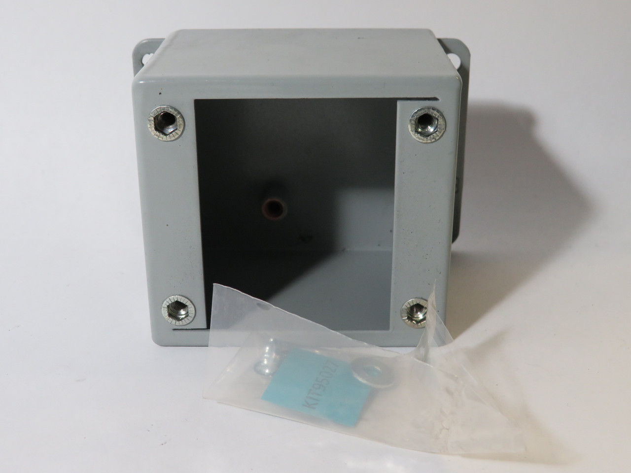 Hammond 1435A Steel Push Button Enclosure 1-Hole 30.5mm SHELF WEAR NOP