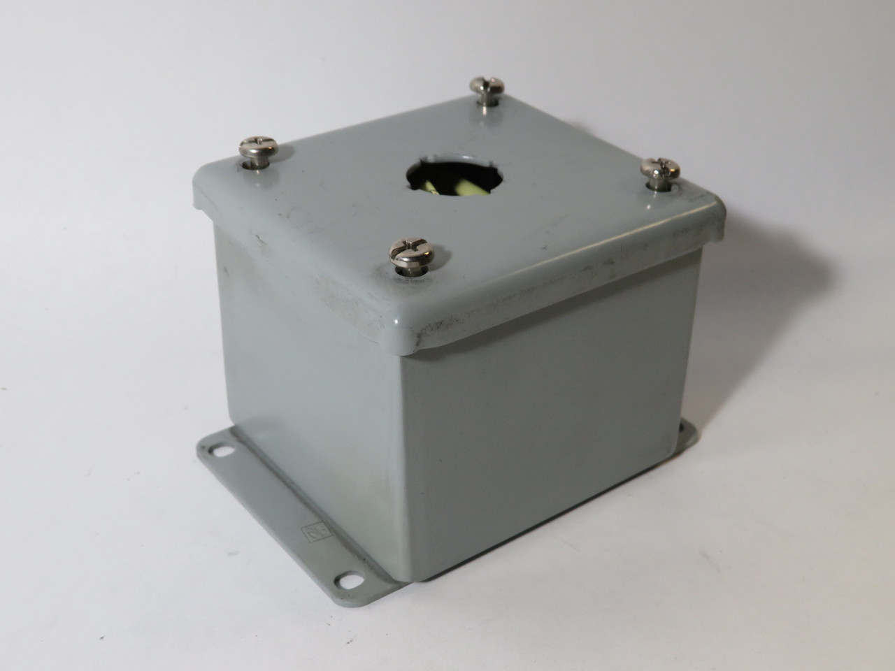Hoffman E1PBG Steel Push Button Enclosure 1-Hole 30.55mm SHELF WEAR NOP