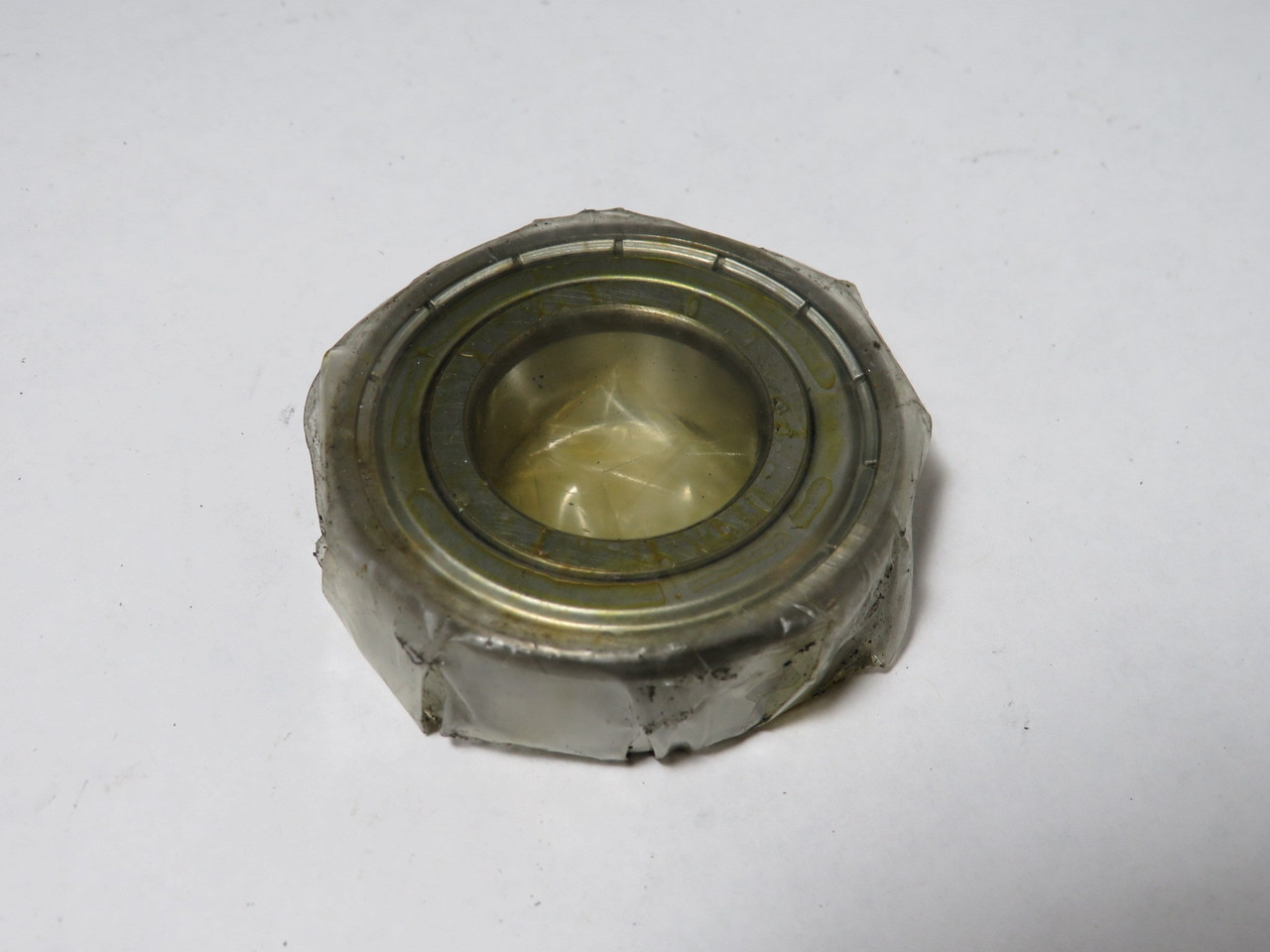 SKF 6205-2Z Deep Groove Ball Bearing 52mm OD 25mm ID 15mm W NOP