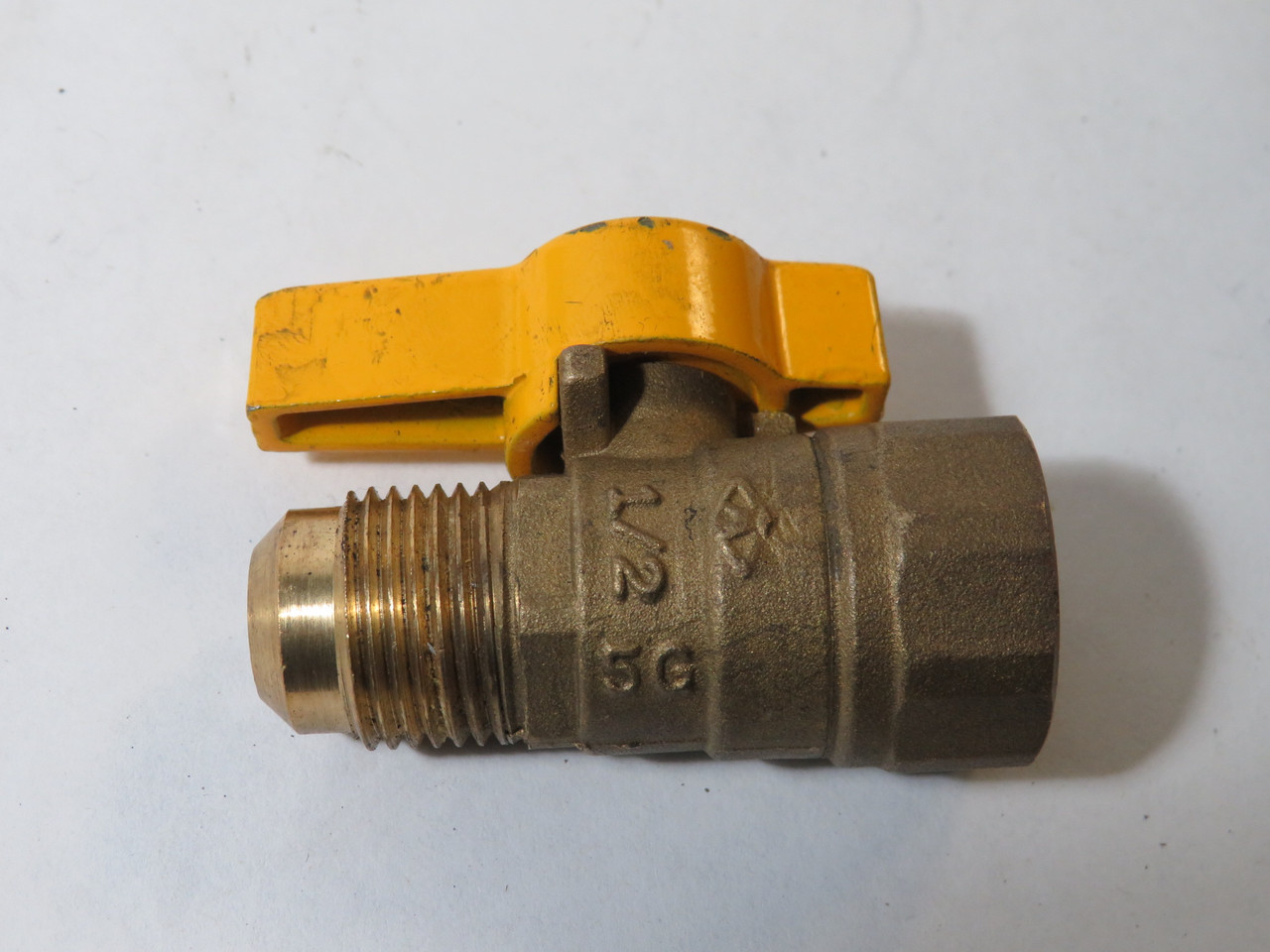 Generic Ball Valve 1/2" OD Flare 1/2" Female NPT 600 WOG USED