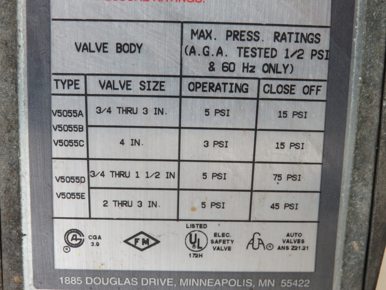 Honeywell V4055A-1064 Gas Valve Actuator 110/120V 50/60Hz SLOW ACTUATOR AS IS