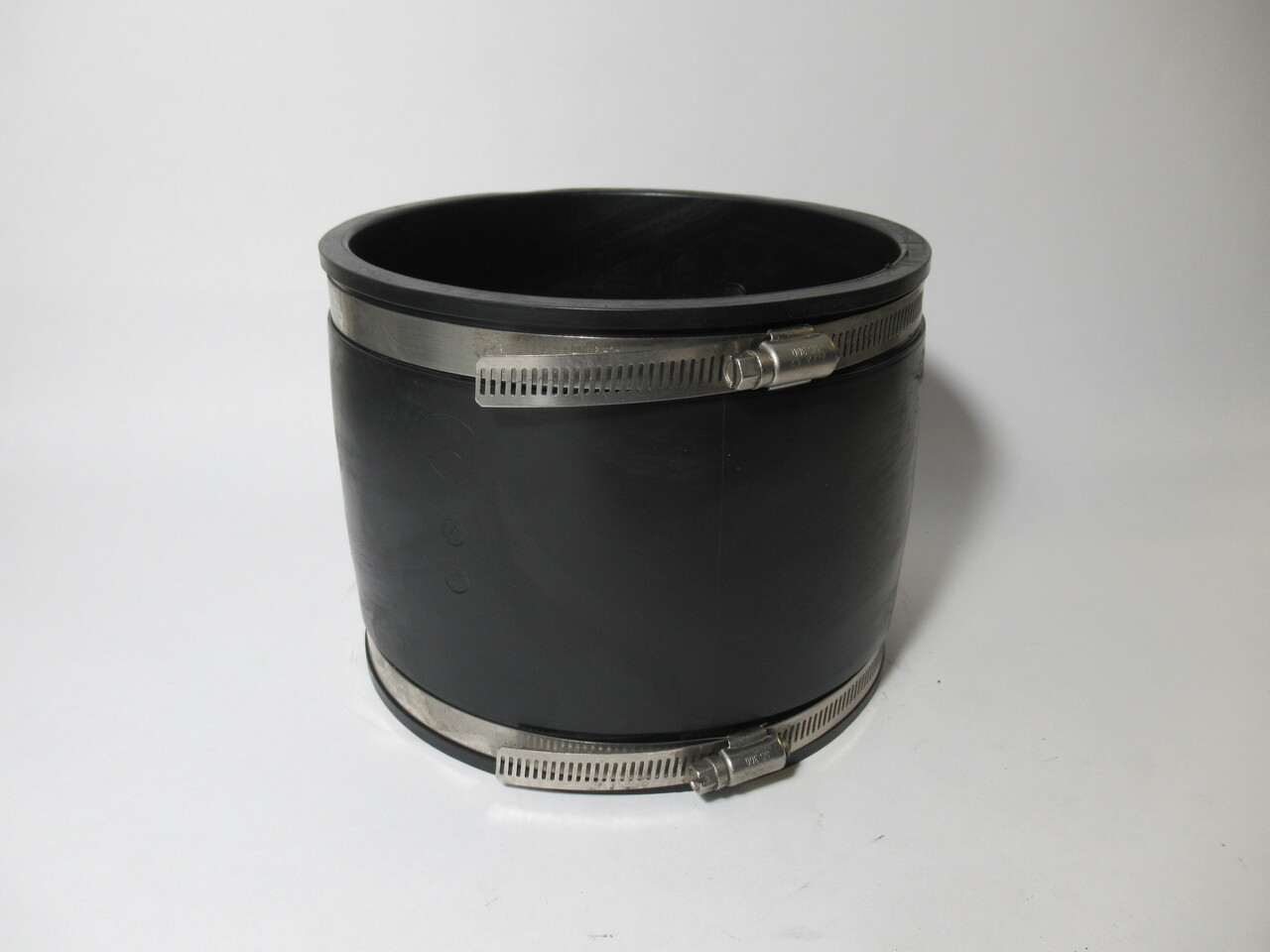 Seal Well FRC56-60 Flexible PVC Pipe Coupling 6" SHELF WEAR NOP