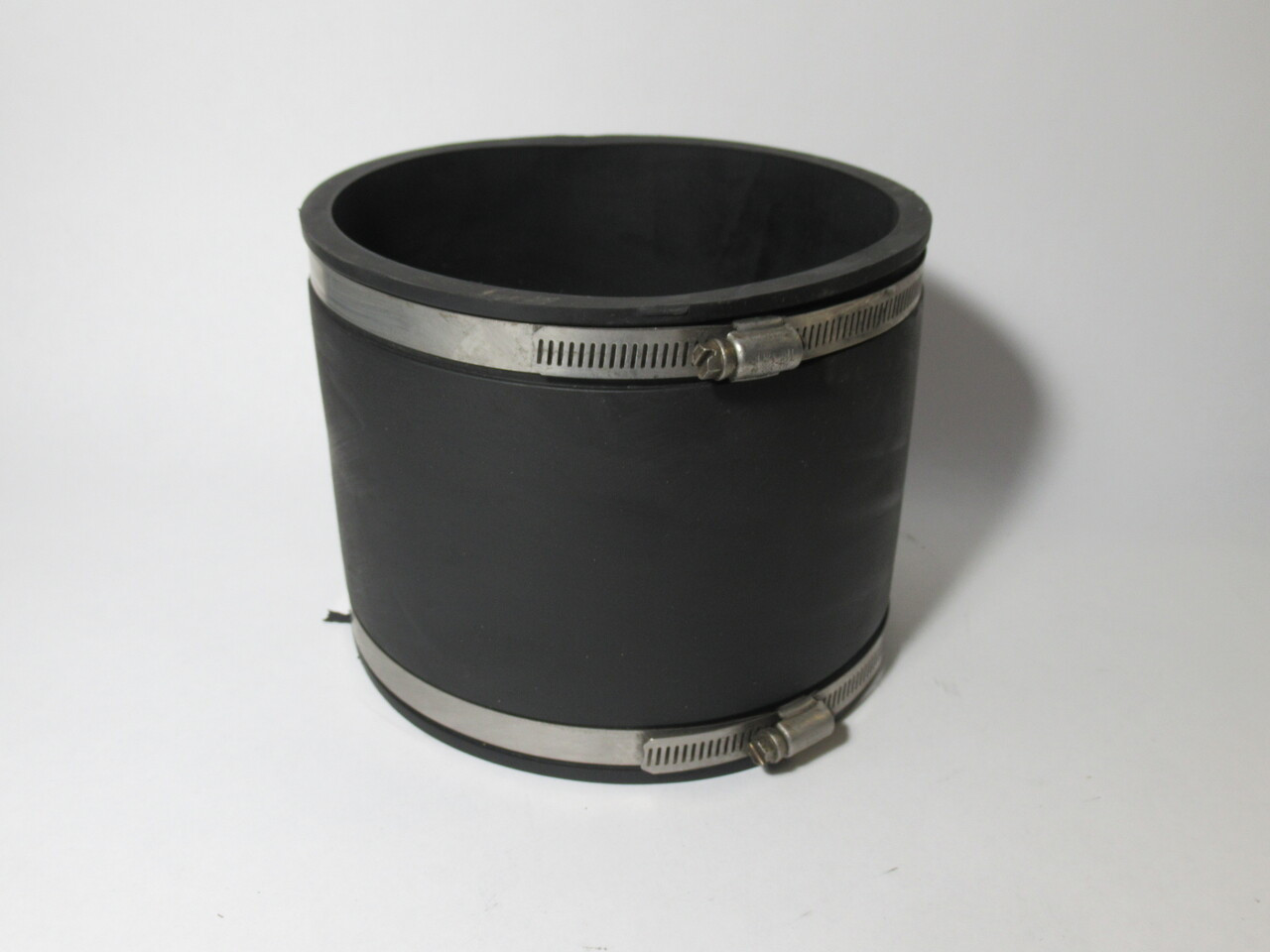 Fernco 1056-66 Flexible Pipe Coupling 6" SHELF WEAR NOP