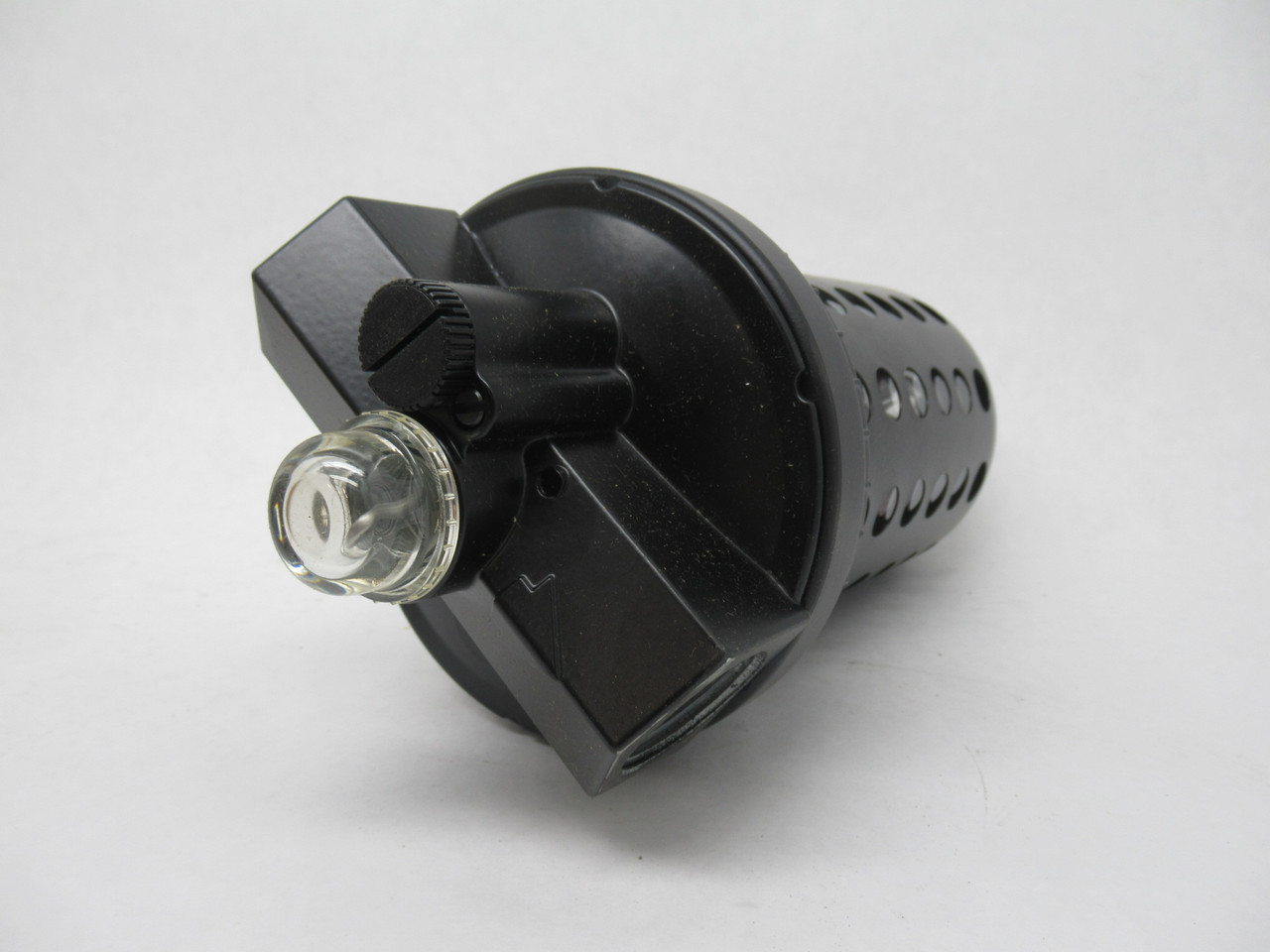 Wilkerson L30-08-000 Compressed Air Lubricator 1" NPT 150 psi 26oz Bowl NEW