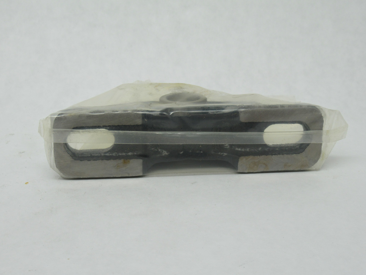 Fafnir YAS-5/8 Pillow Block Bearing 2-Bolt 5/8" Bore DAMAGED BOX NEW