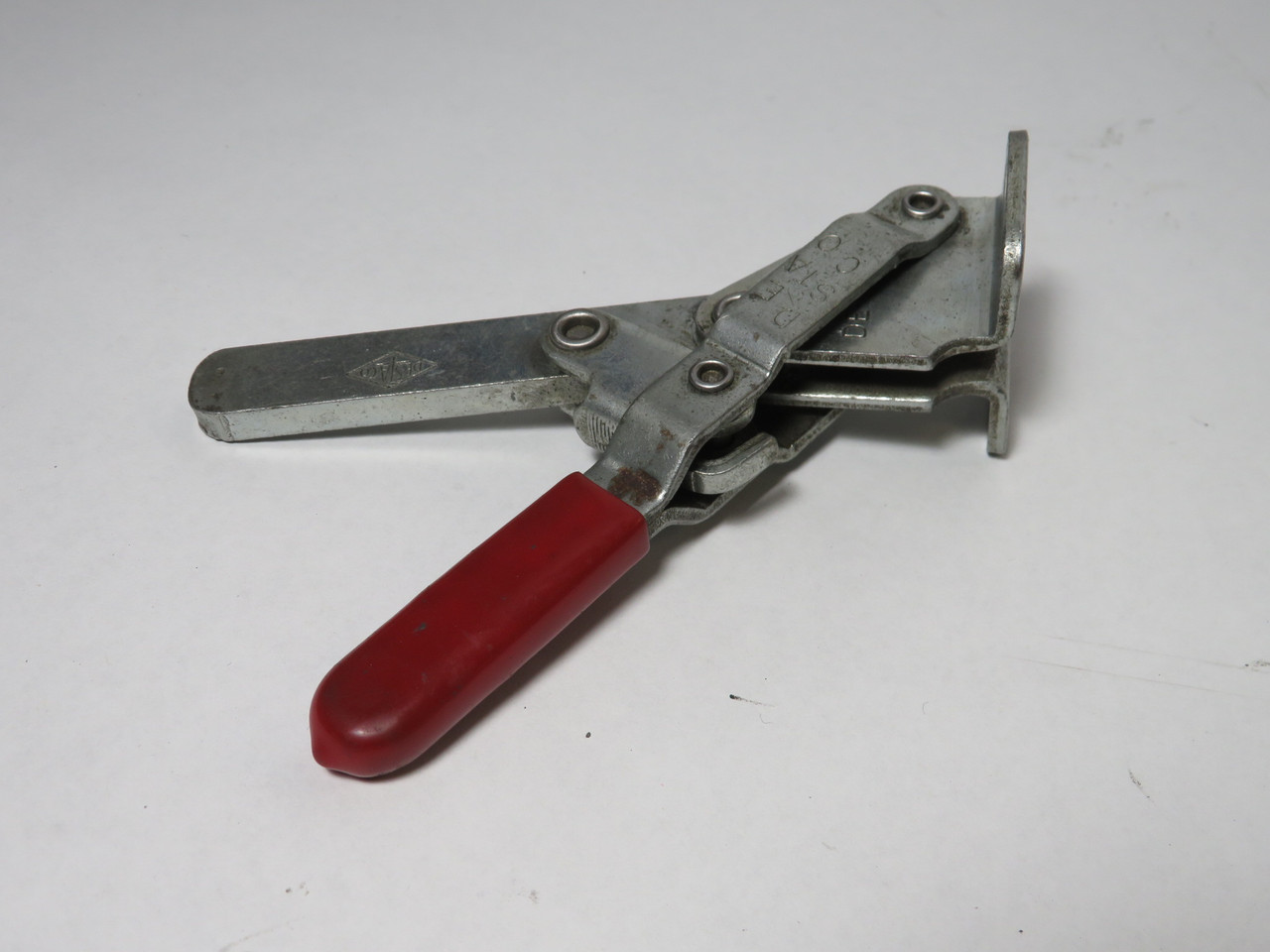 Destaco 207-S Vertical Hold-Down Toggle Locking Clamp USED