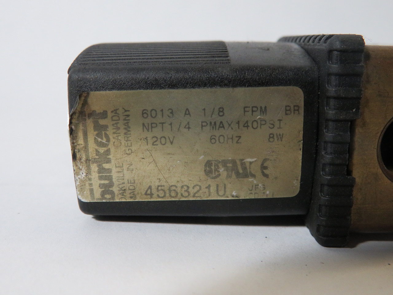 Burkert 456321U Solenoid Valve 120V 60Hz 1/4" NPT 8W USED