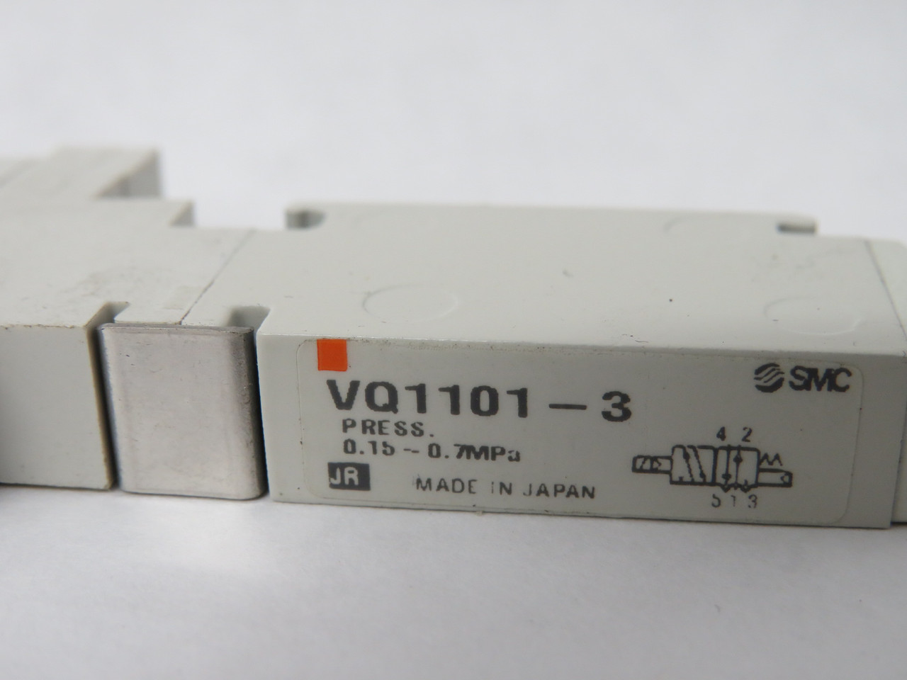 SMC VQ1101-3 Solenoid Valve 0.15-0.7mPa SHELF WEAR NWB